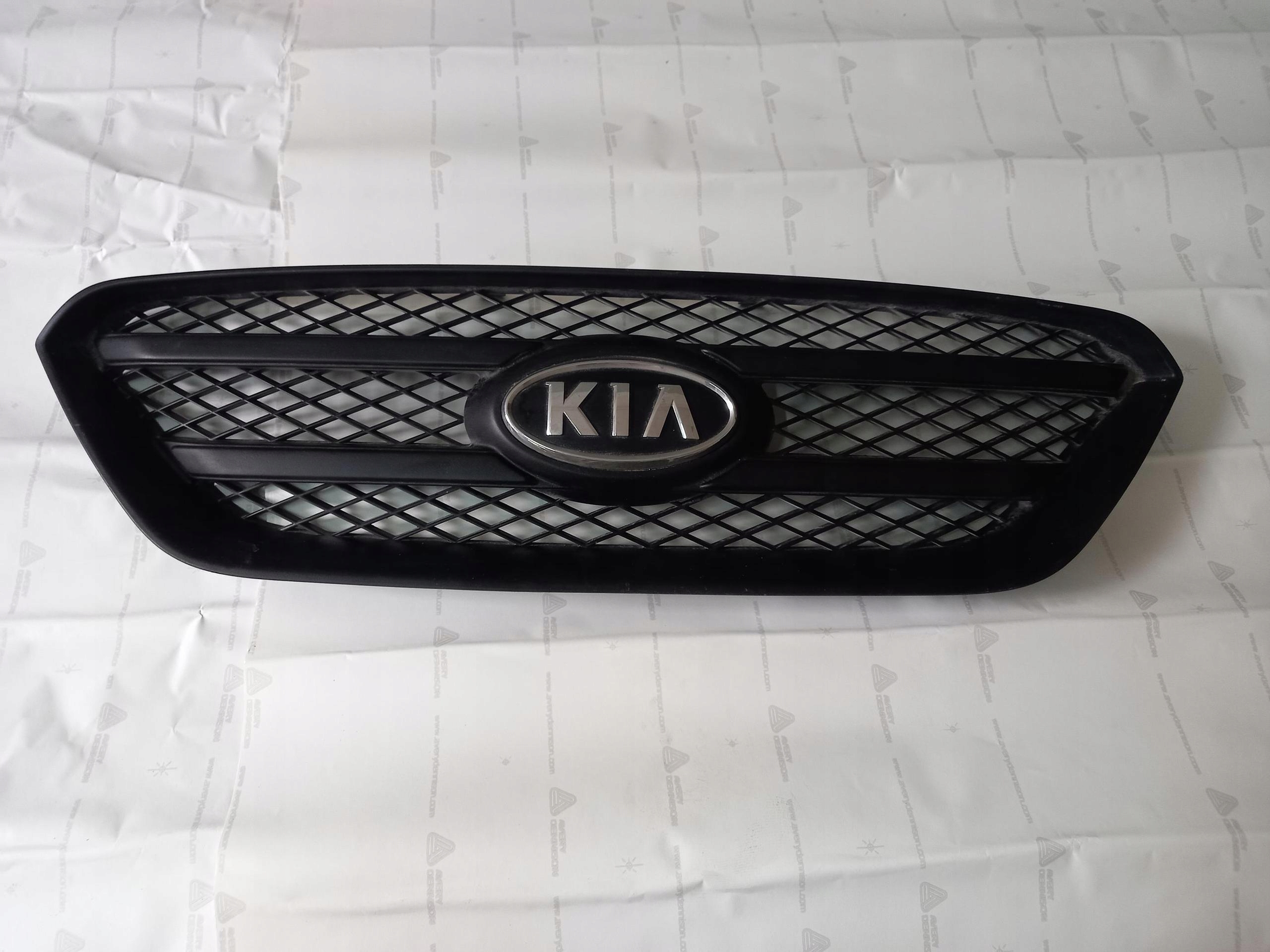 grid of a bumper front central KIA CARENS III