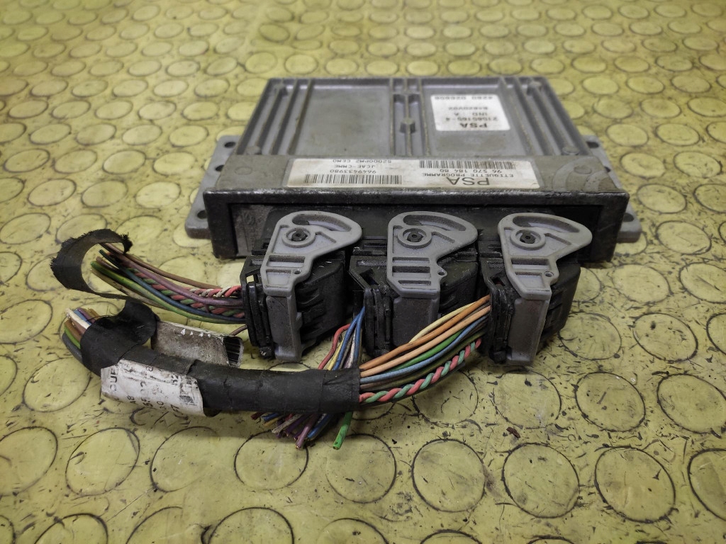 CITROEN C2 1.4 control unit of the engine 9657018480