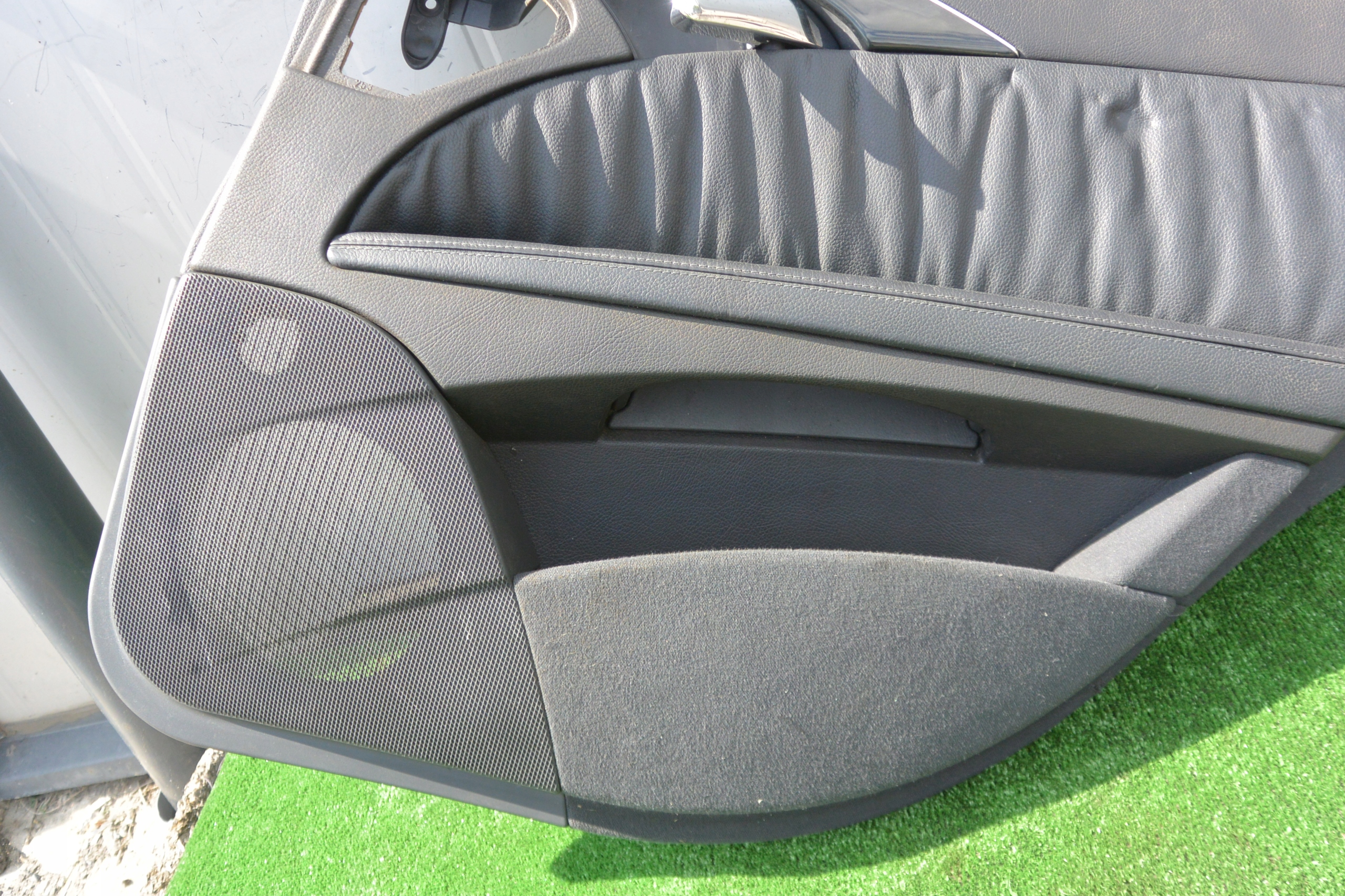 side door right rear part MERCEDES W211 AVANTGARDE