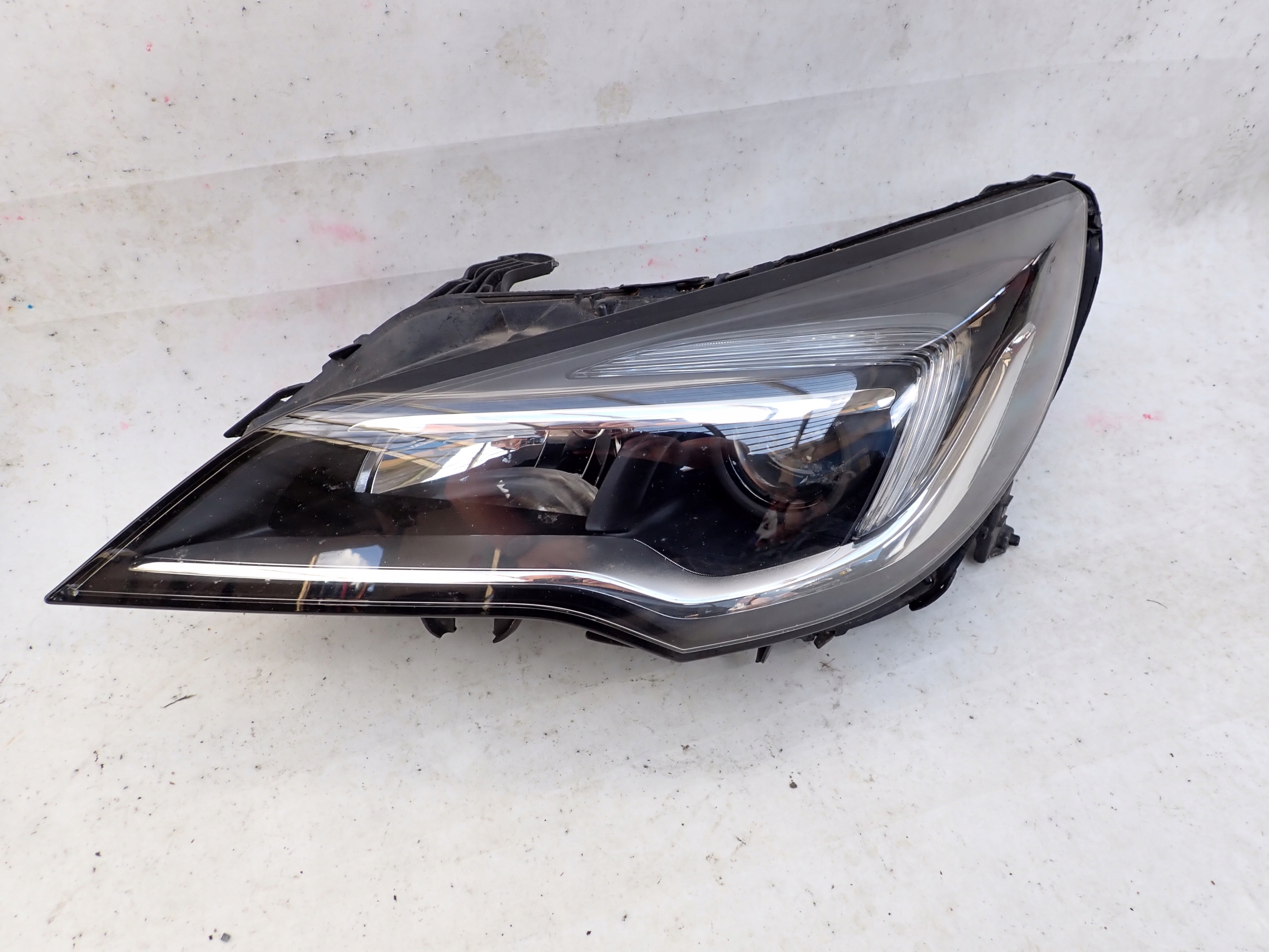 OPEL ASTRA V 5 K 15- light front LED left 7960300005