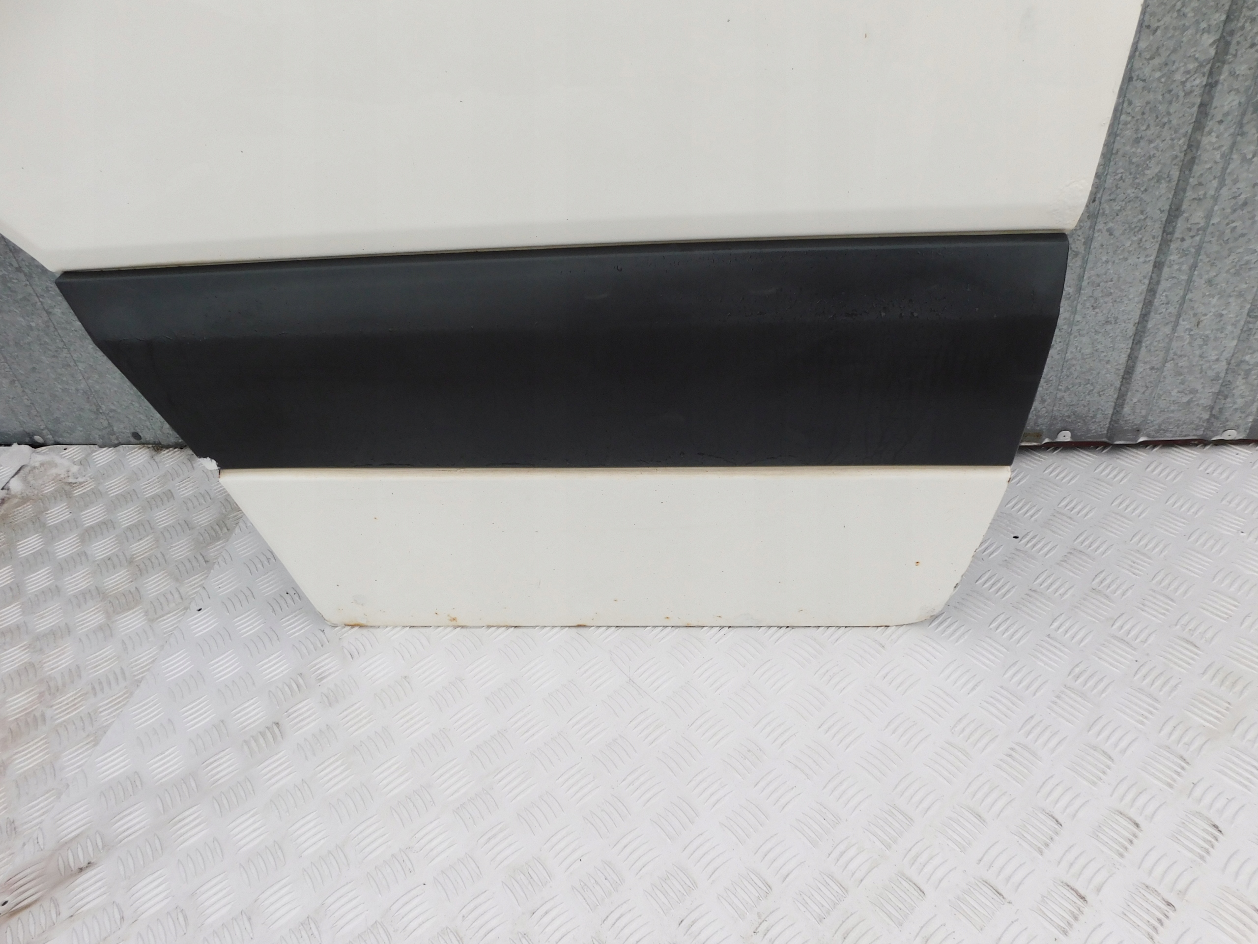 Sprinter 906 VW Crafter door left driver´s front 06-17r biale REAL FOTO