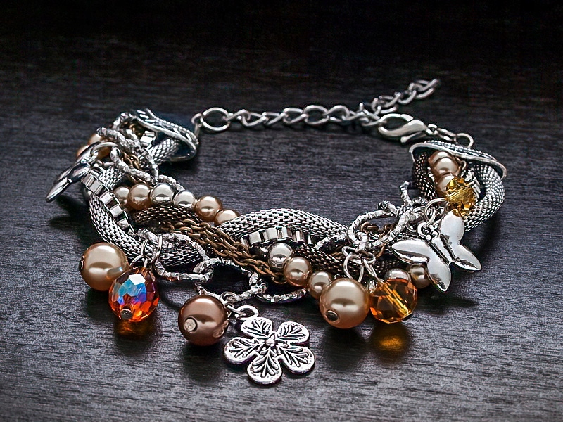 

Charms naturalne materiały ! Jakość !