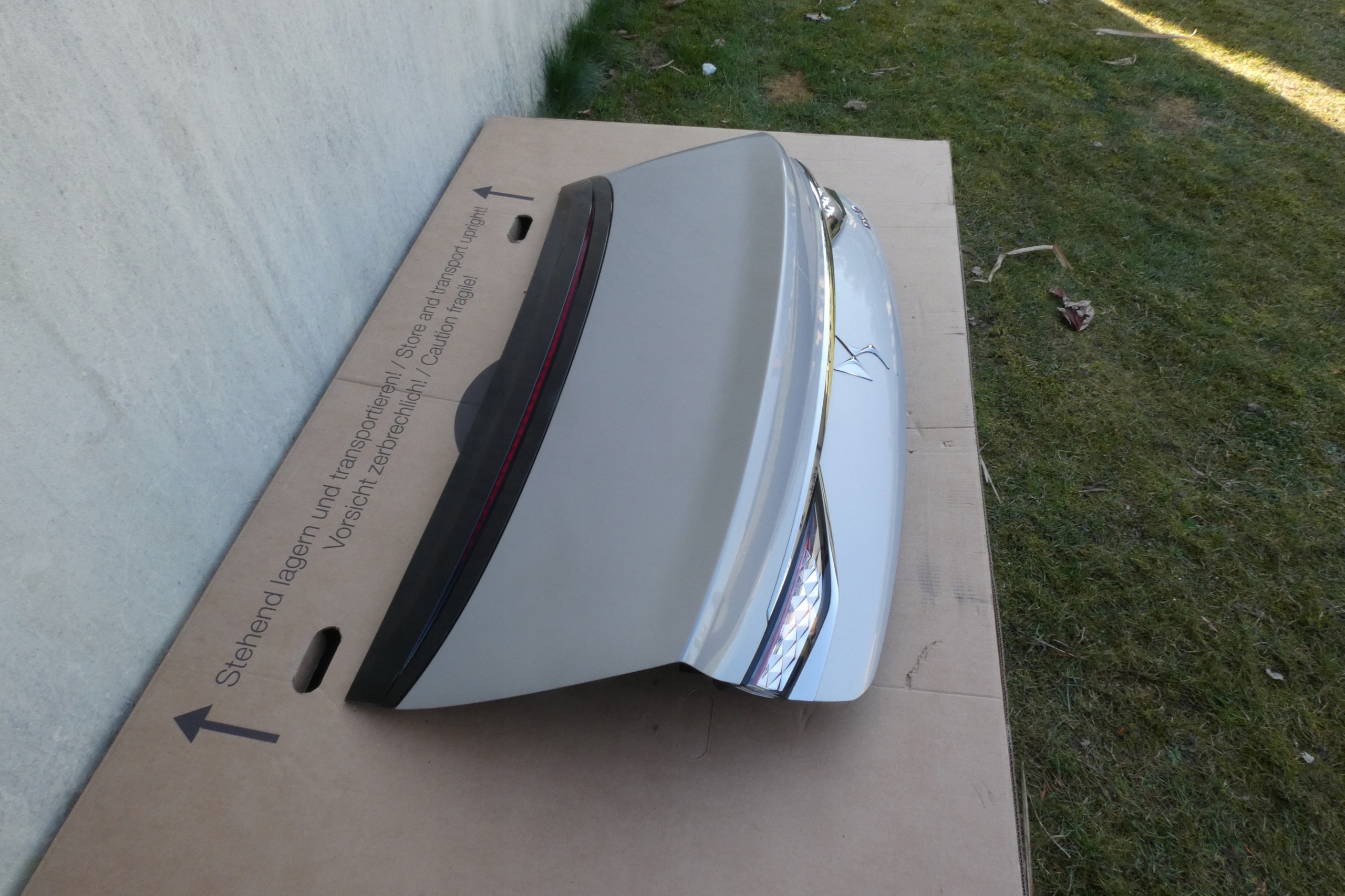 Citroen DS9 boot door EPH