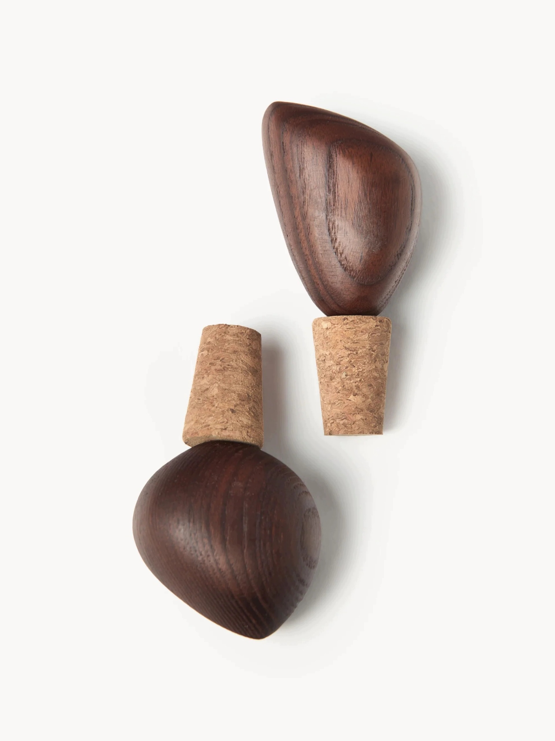 Ferm Living Cairn Korky na víno ze dřeva 2 ks