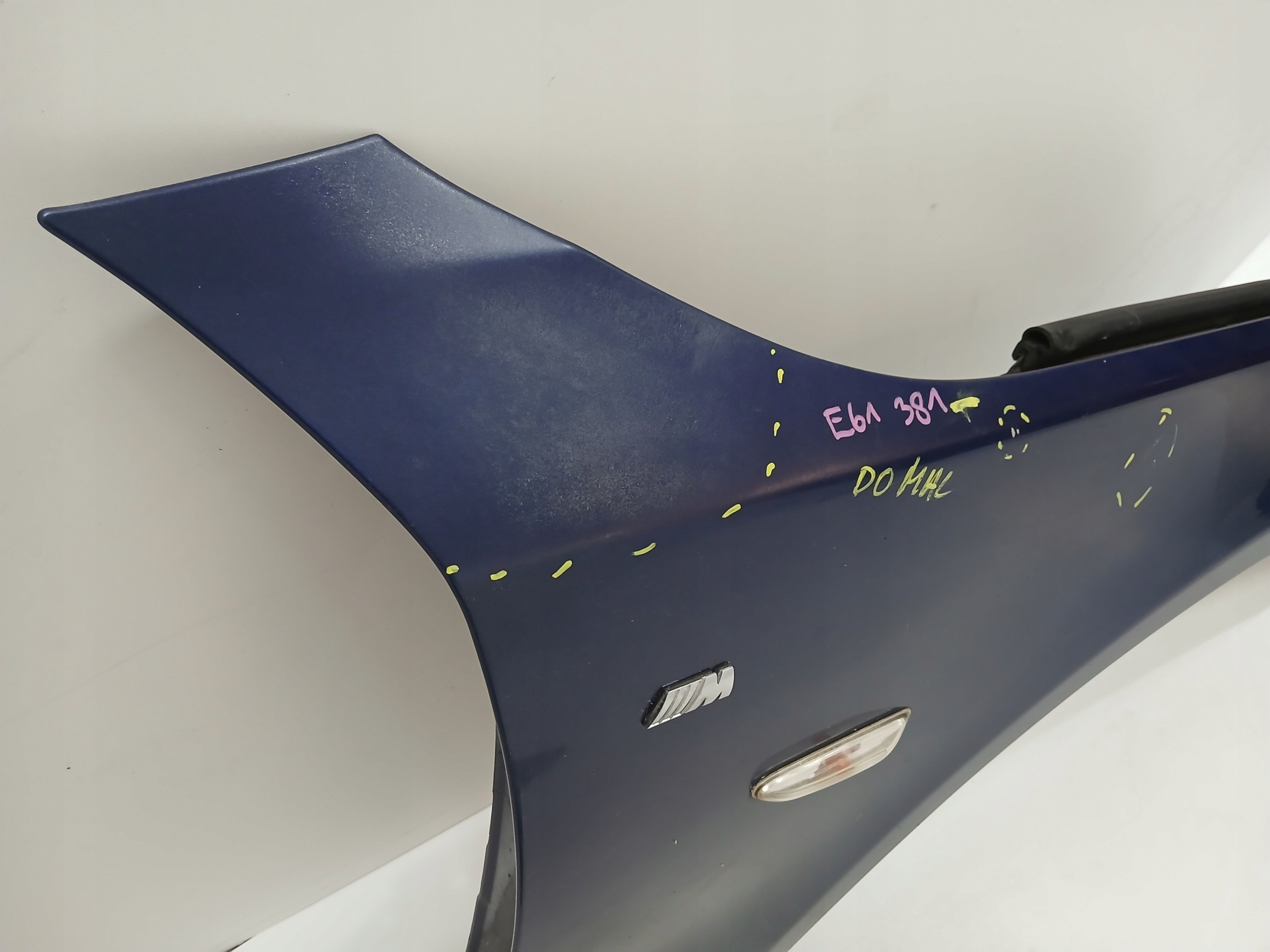 fender right front BMW E60 E61 381 LE MANS BLAU