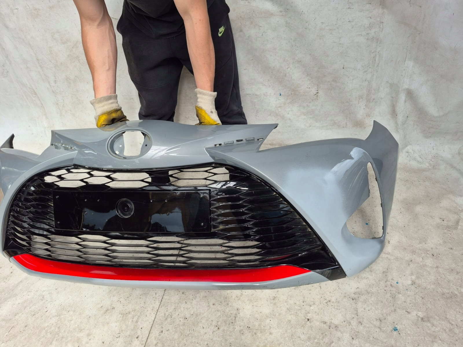 TOYOTA YARIS III 3 LIFT 17-20 bumper front front