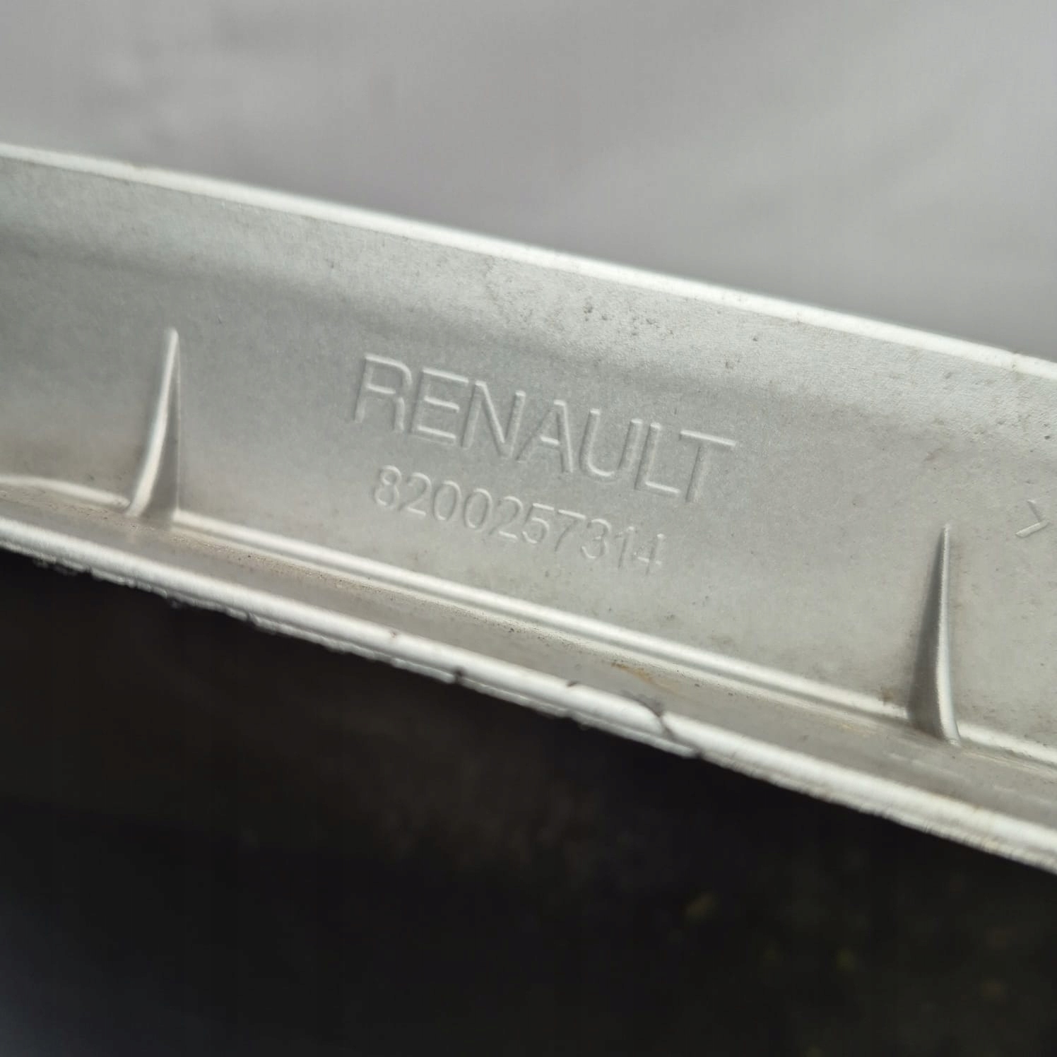 RENAULT LAGUNA II 2 01-07 fender front front left