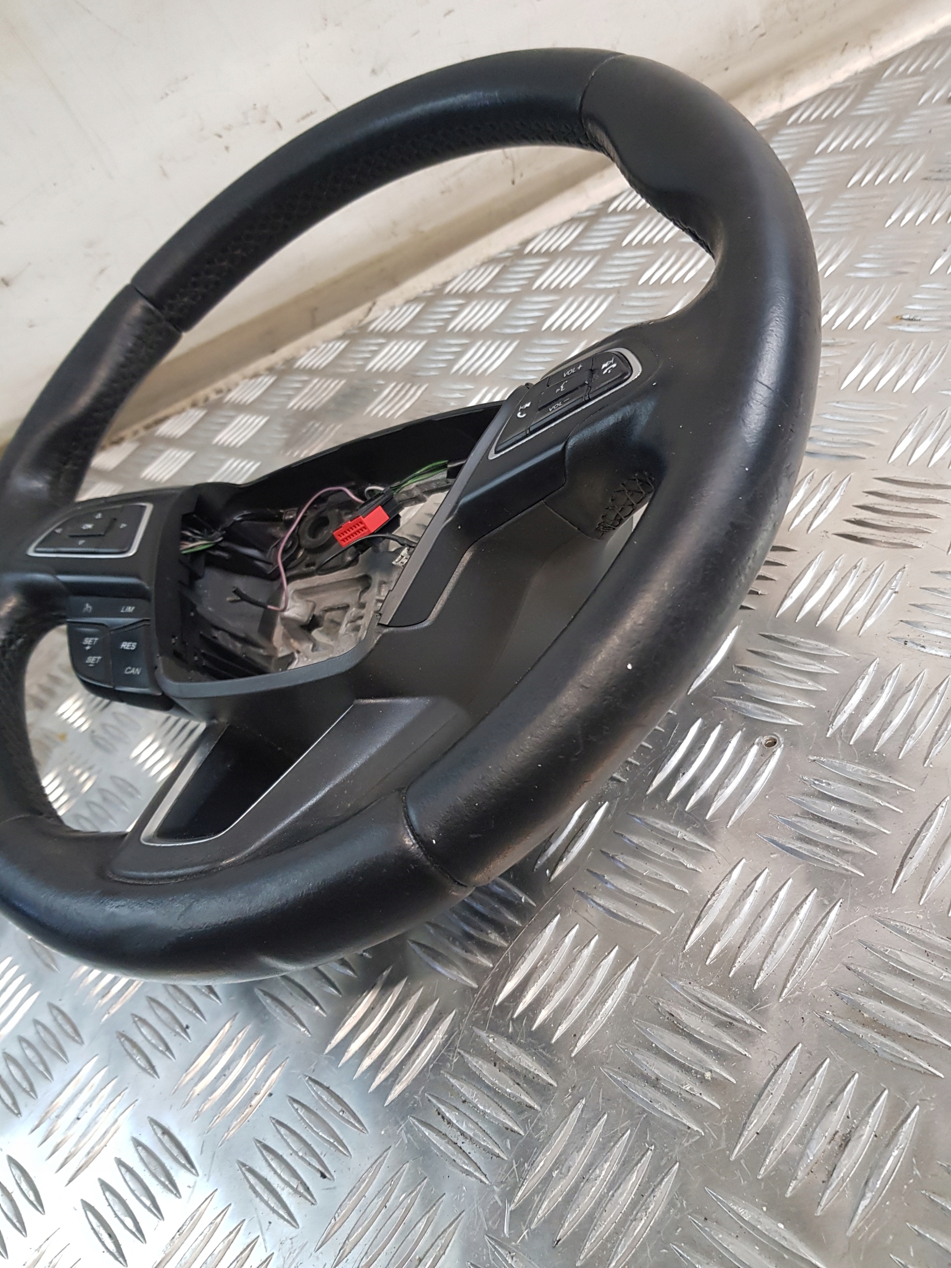 lenkrad MULTIFUNKCJA FORD FOCUS MK3 2016 KOMBI DO OBSZYCIA!!!