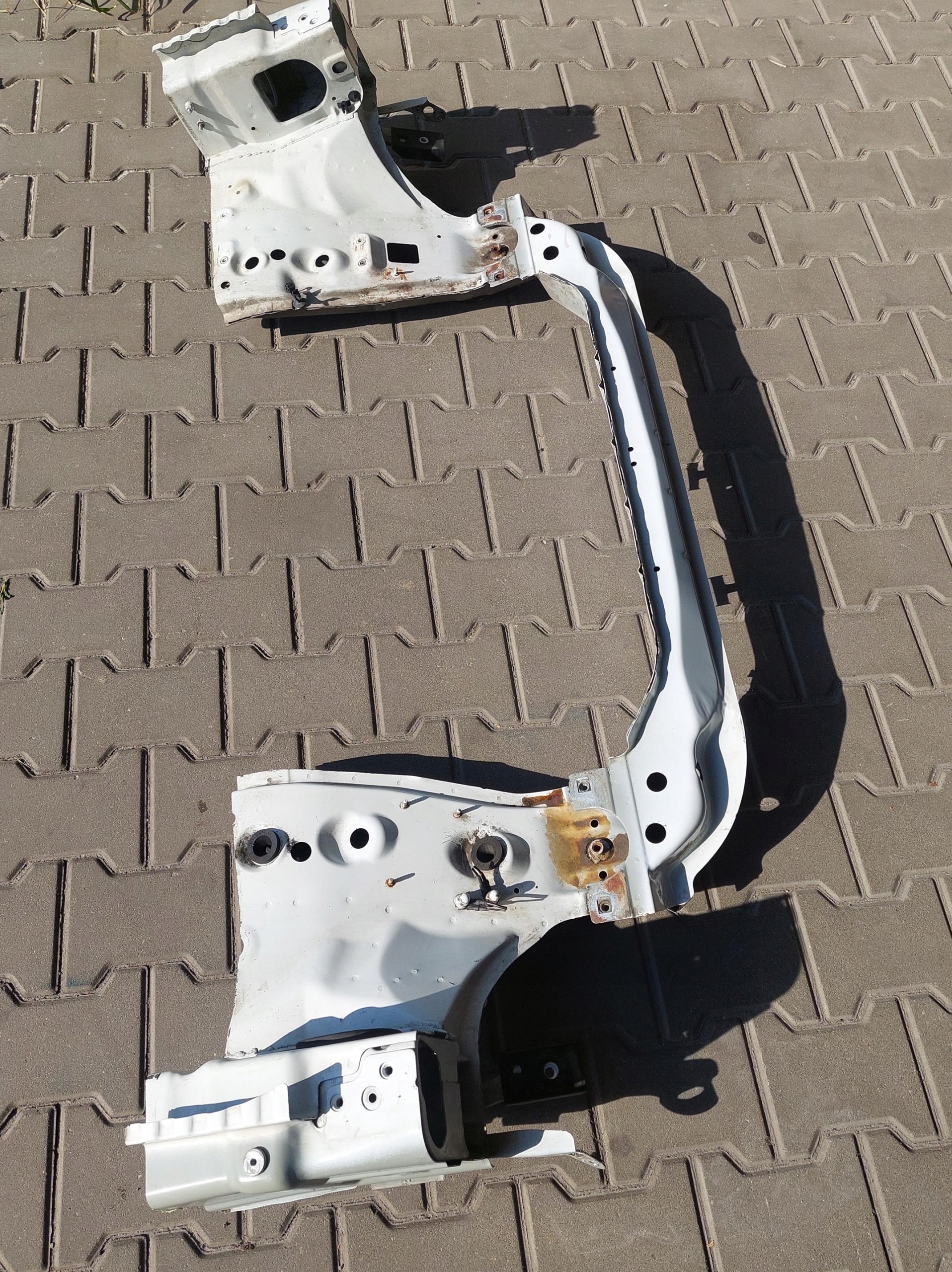 sider front pillar RANGE ROVER III SPORT L320 LIFT 867