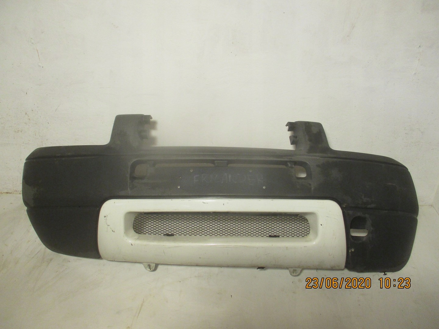 bumper LAND ROVER FREELANDER front