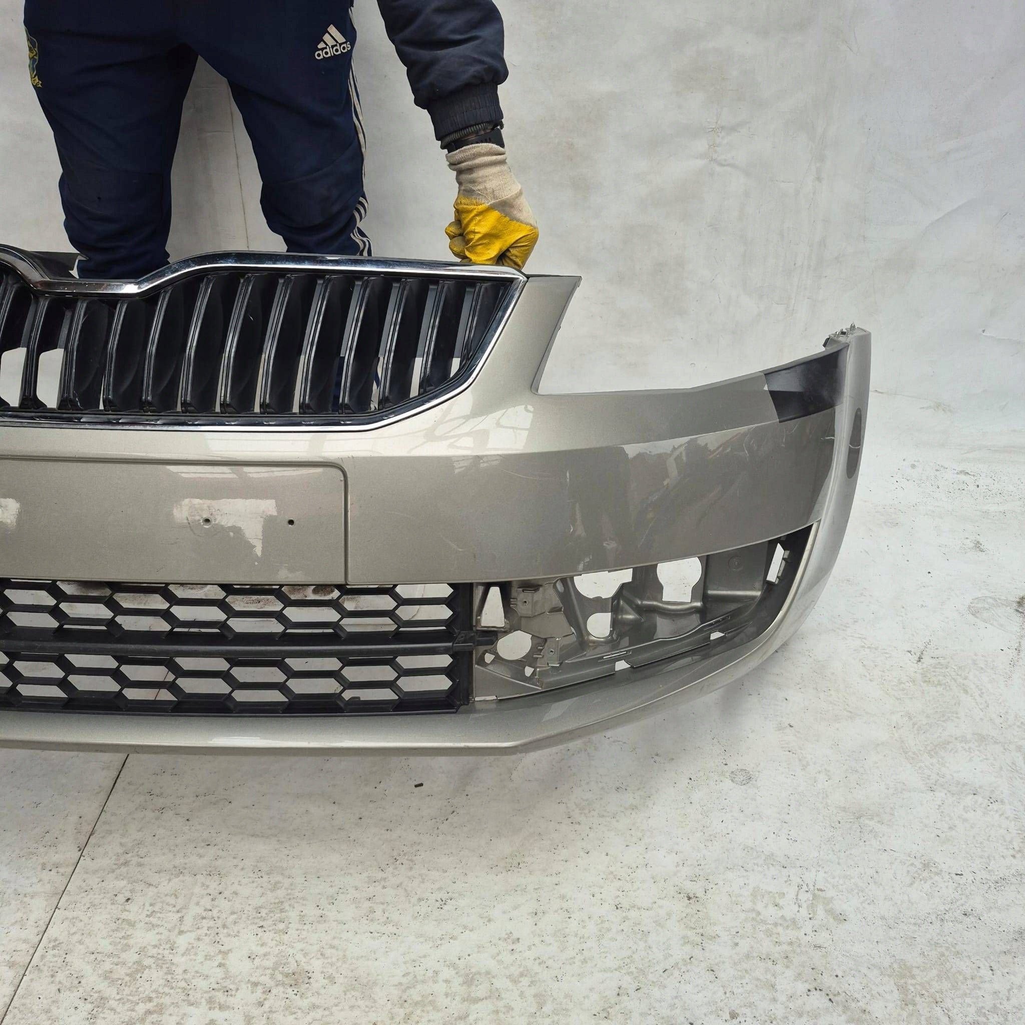 SKODA OCTAVIA III 3 12-16 bumper front front