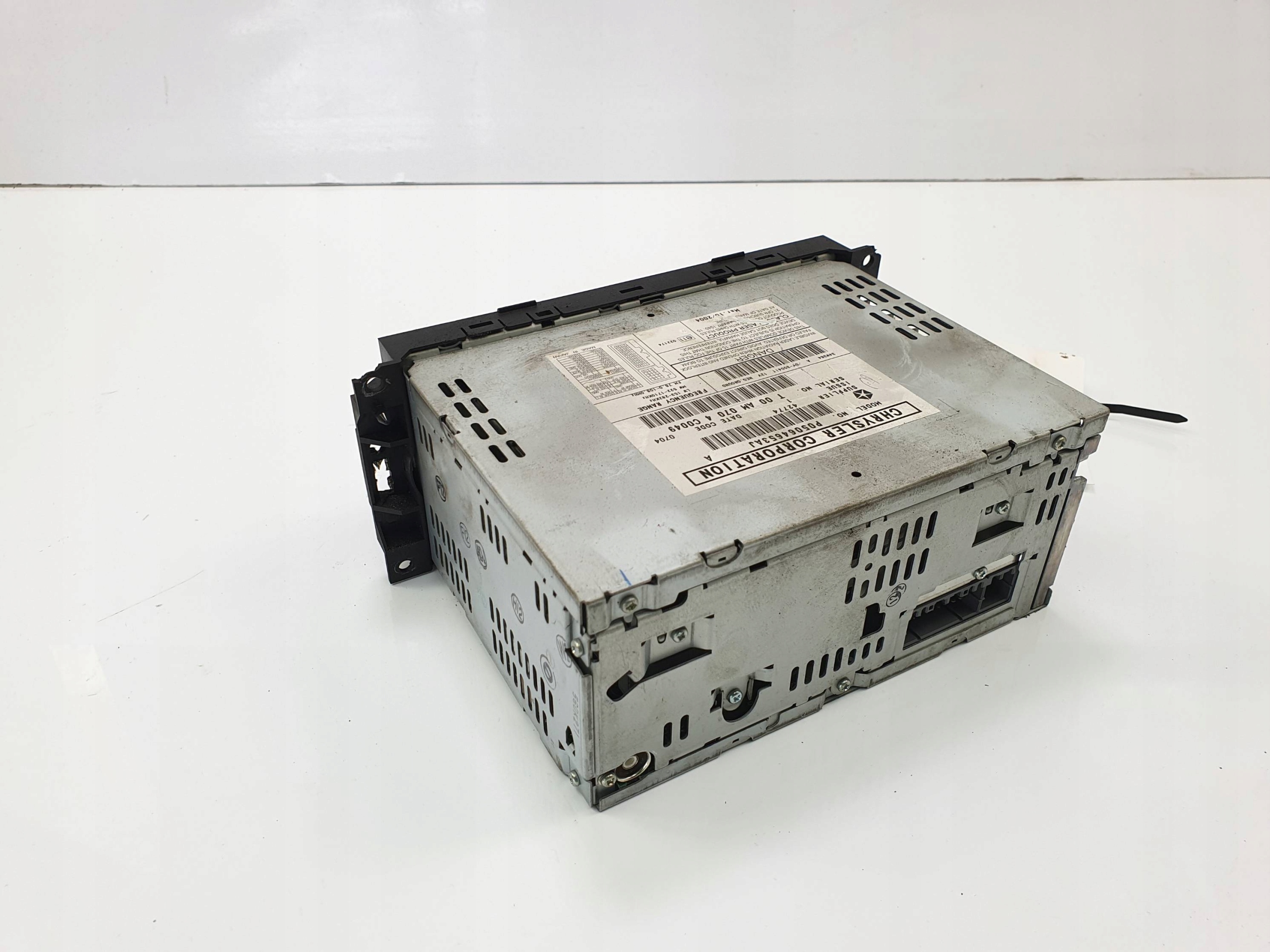 RADIO P05064653AJ DODGE DURANGO
