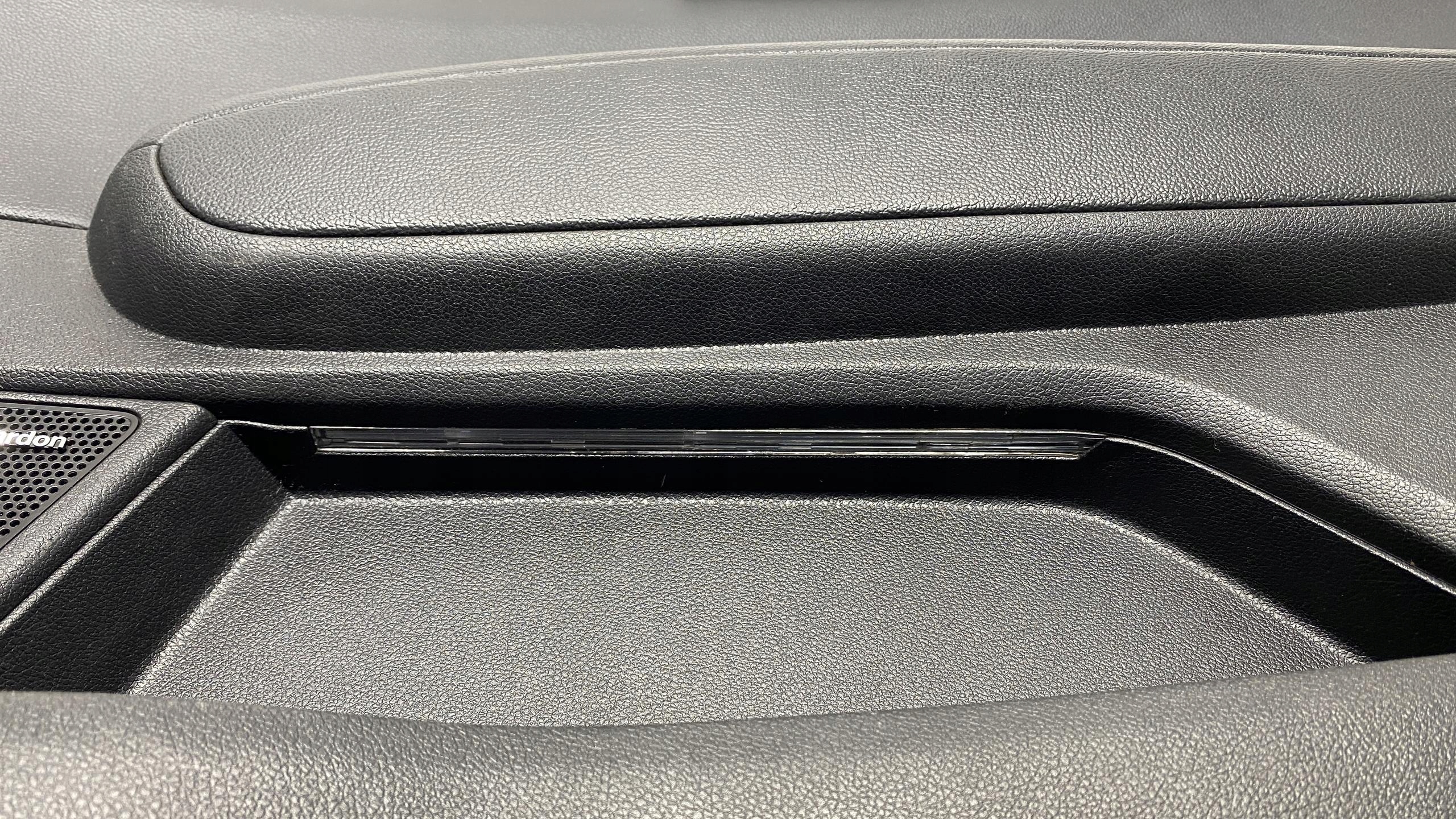KIA OPTIMA IV upholstery side door right right front HARMAN KARDON
