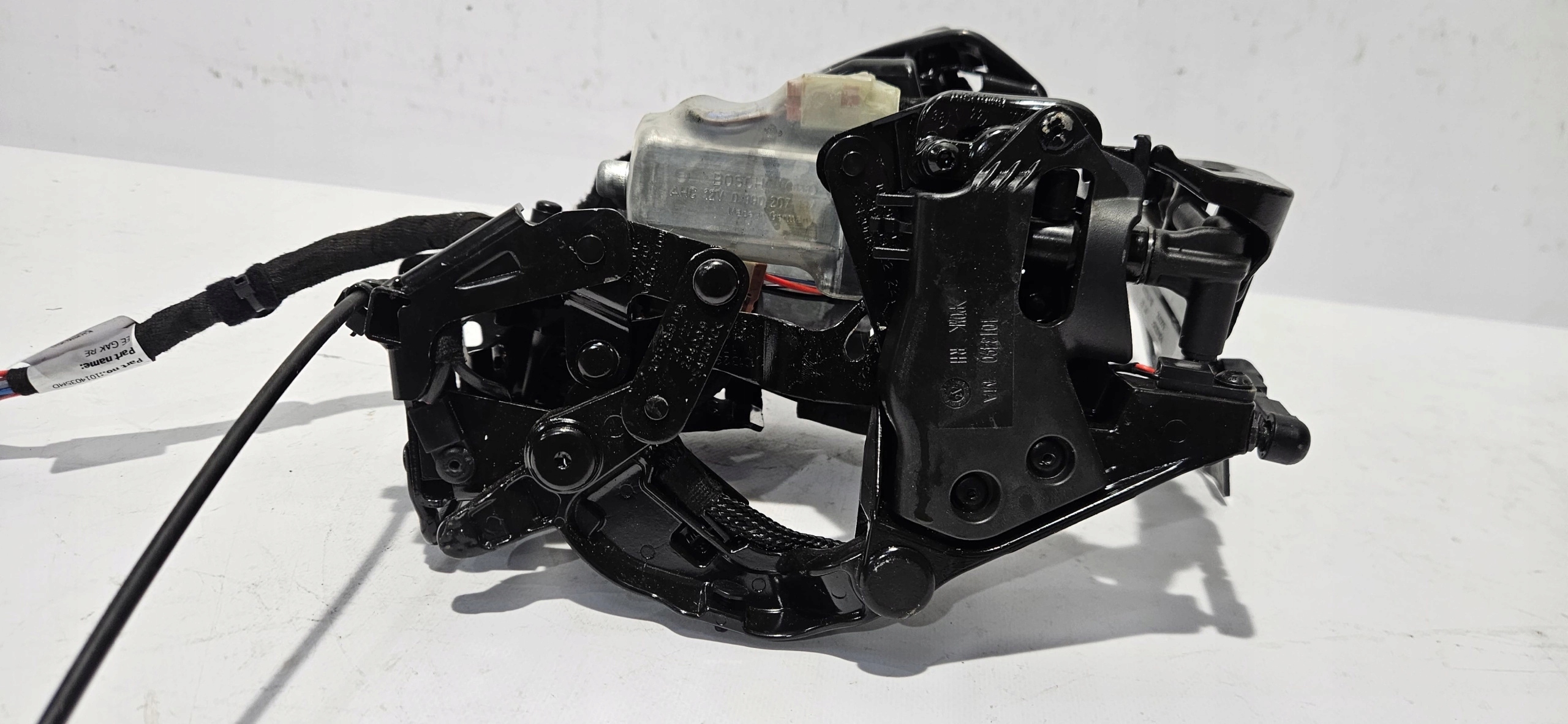 Mécanisme pour l’ouverture Toit MERCEDES SL R323 A2327705000