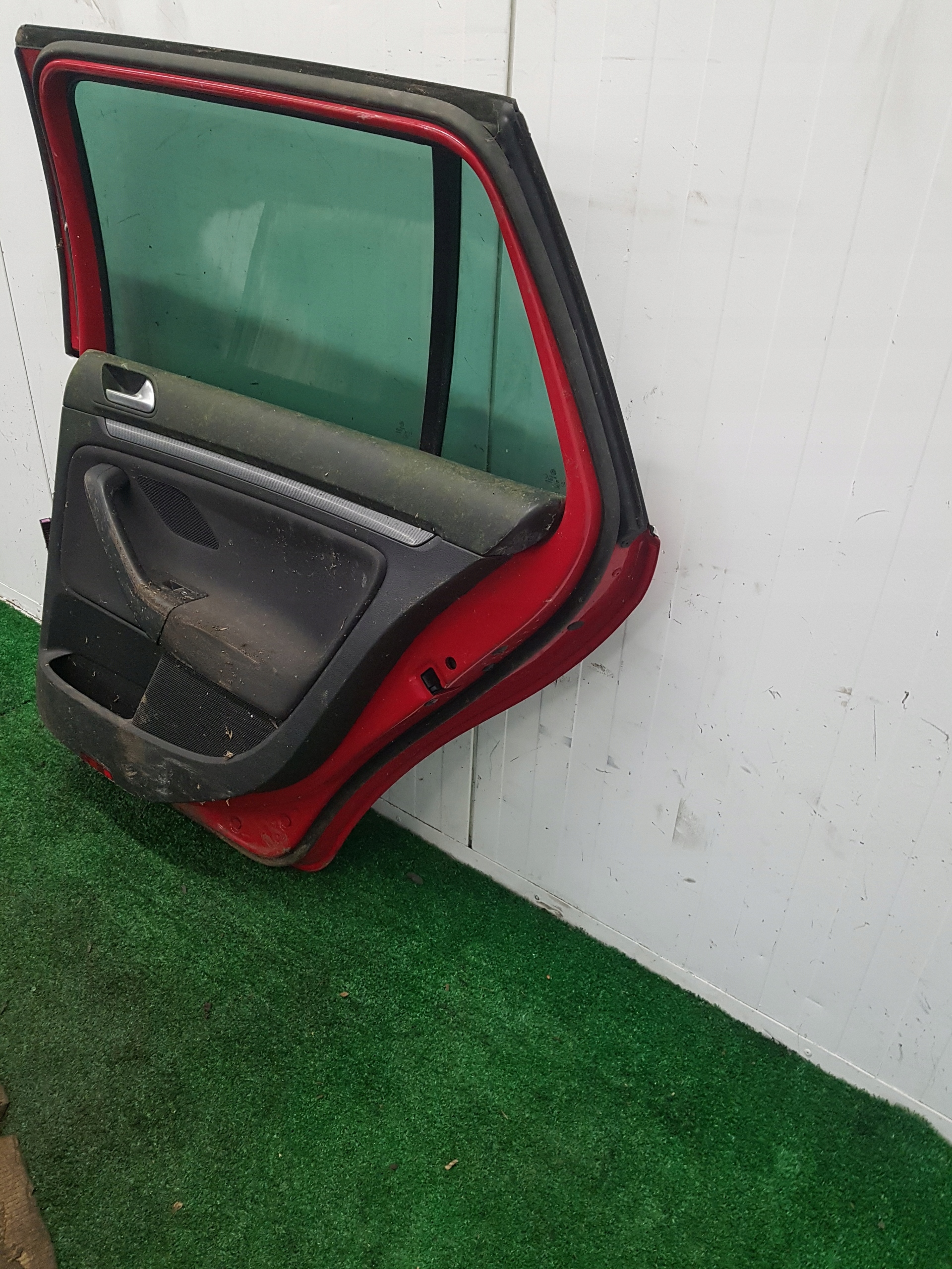 Tür rechts heck VOLKSWAGEN GOLF 6 KOMBI 2011