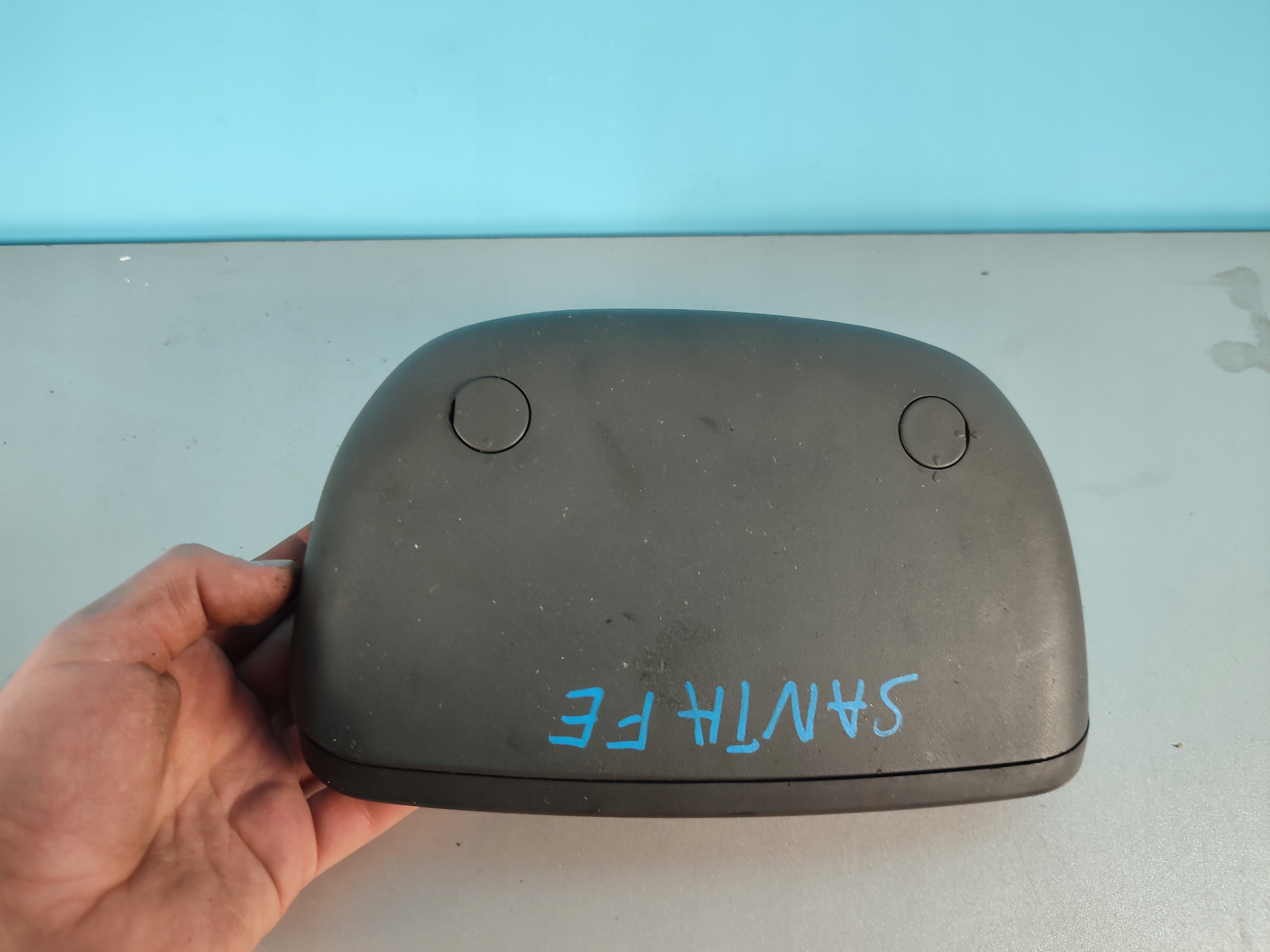 light stop bonnet hyundai santa fe and