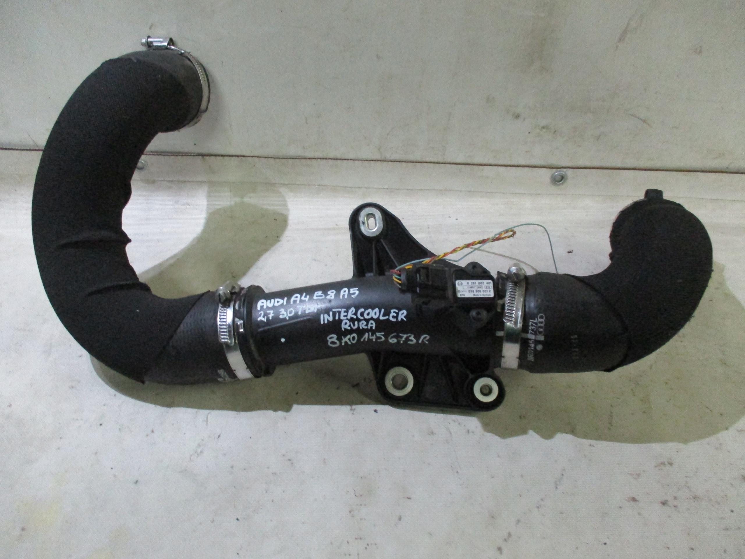 ROHR INTERCOOLER AUDI A4, B8,A5, 2,7 3,0 TDI 8K0145673R