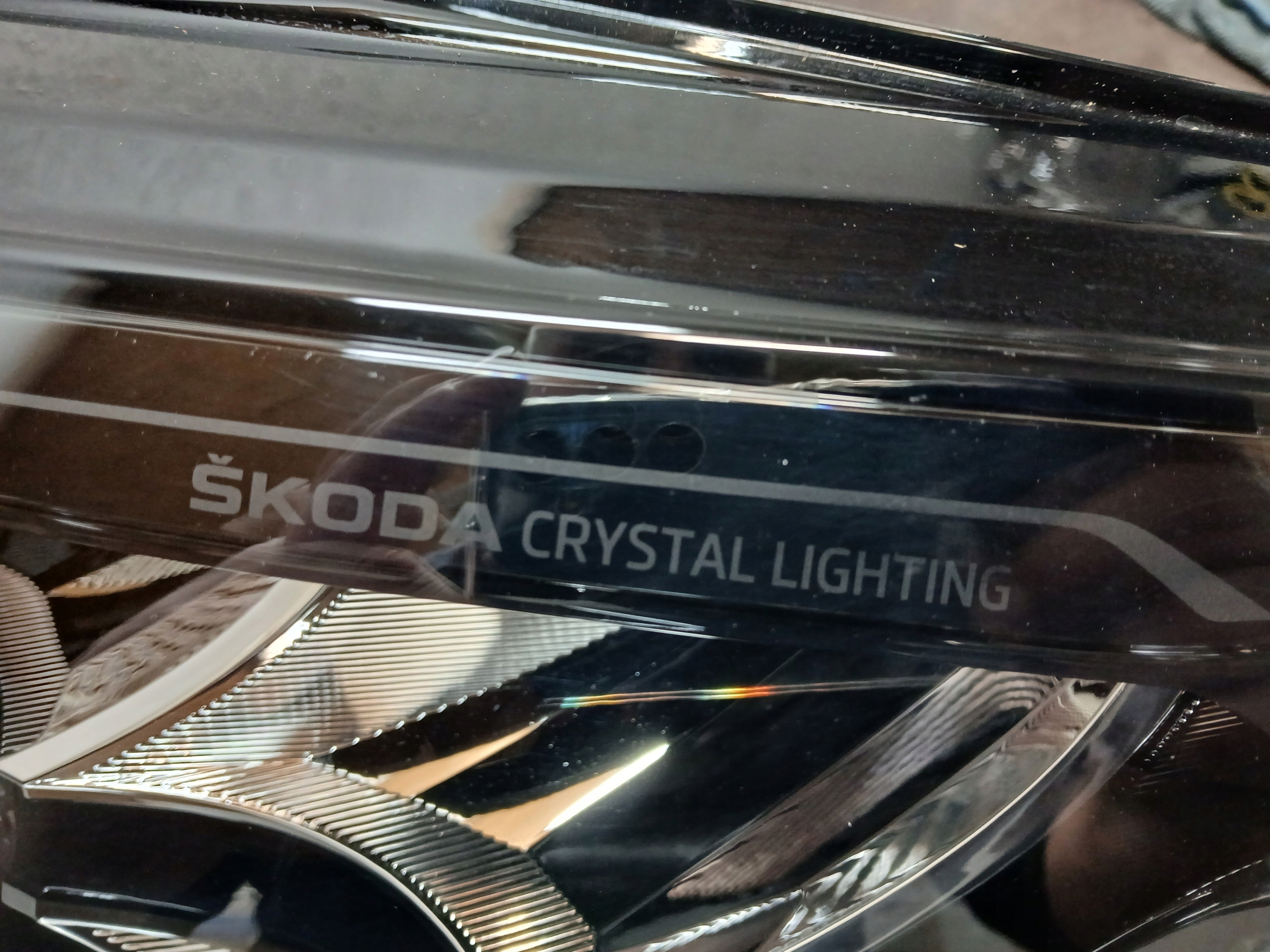 light front left SKODA ENYAQ FULL LED 5LB941015F