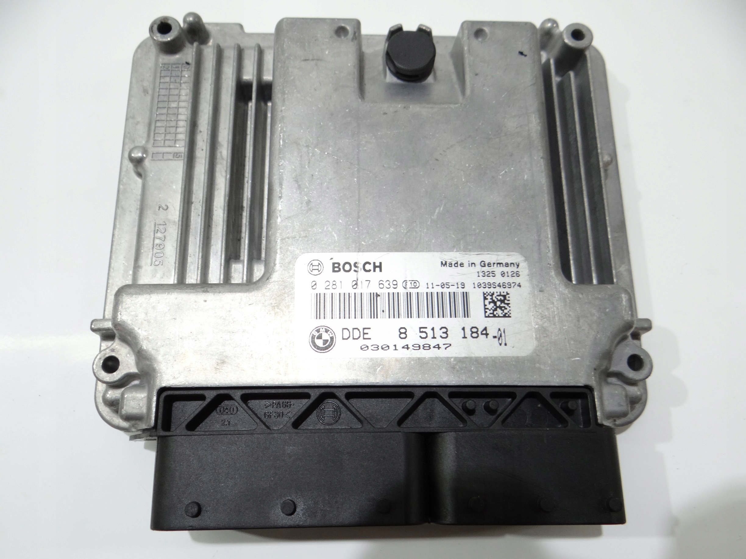 control unit computer of the engine BMW X3 F25 XDRIVE 2.0D 8513184