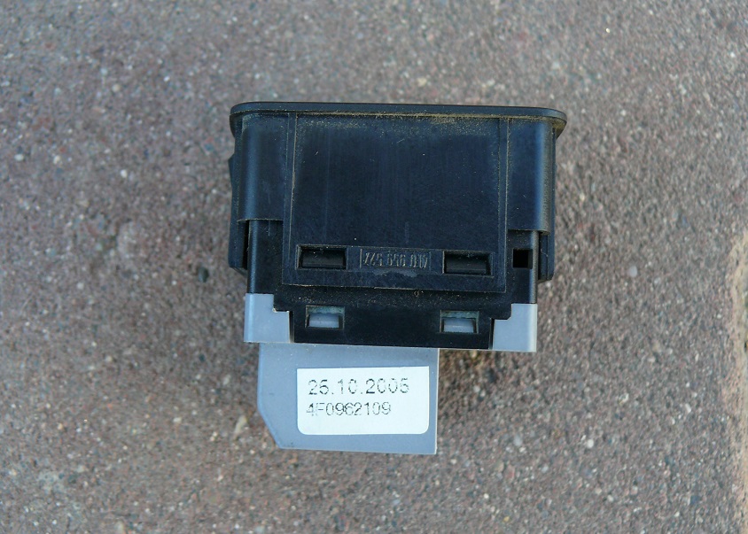 button switch ALARMU AUDI A6 C6 04-08r. 4F0962109
