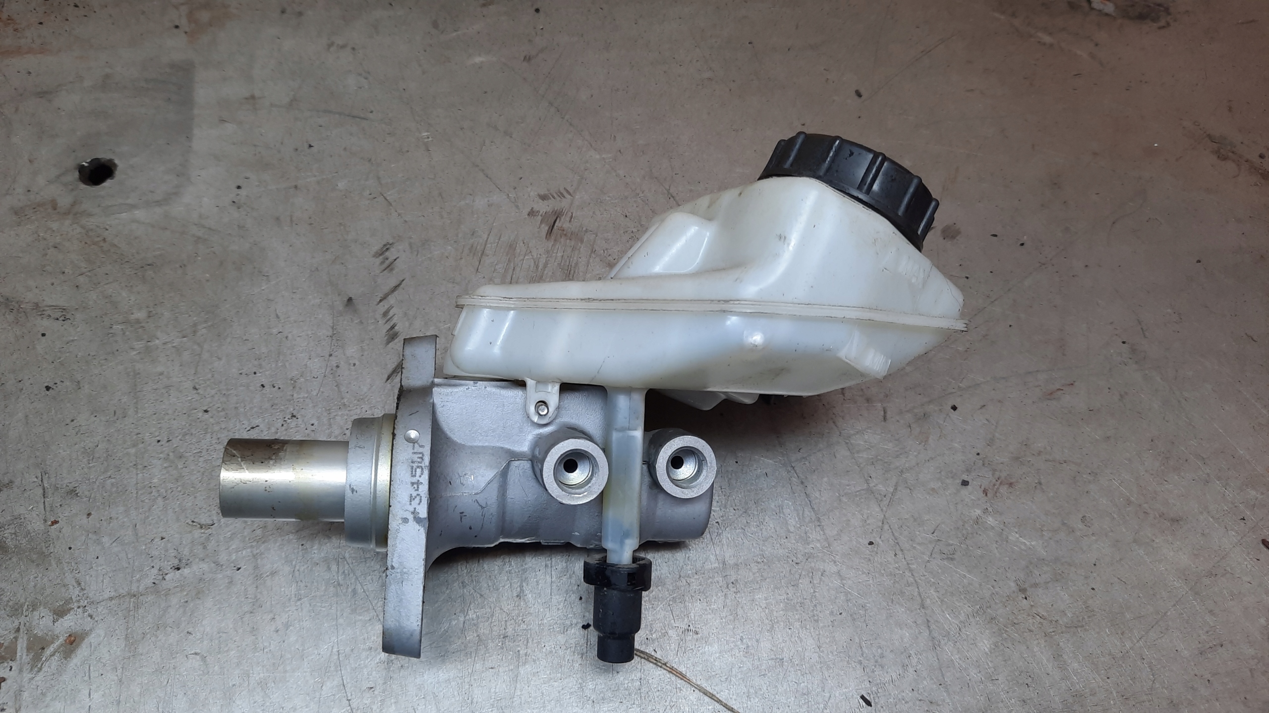 насос volvo XC70 II 2.4 D5