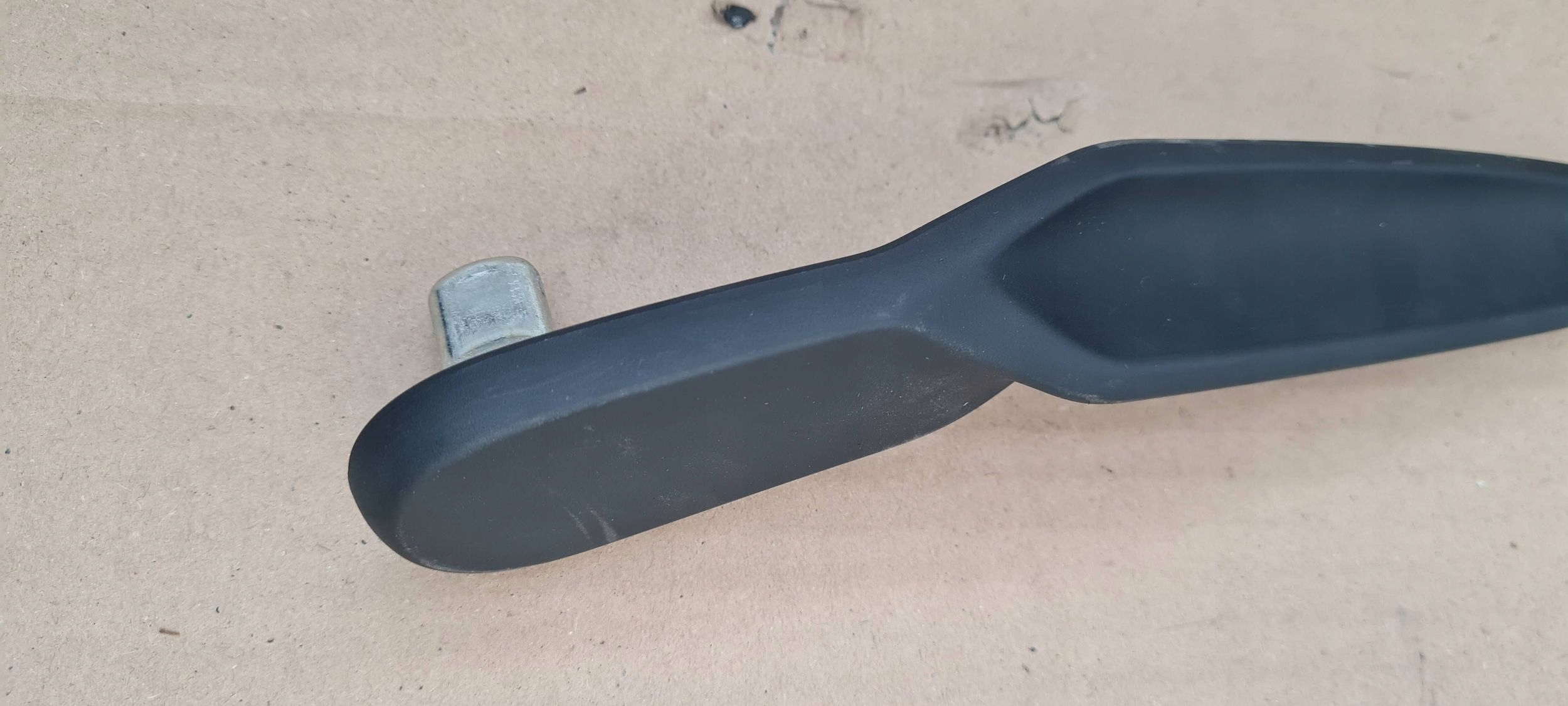 Q5 80A bracket handle lifting seat right right front 80A881254A