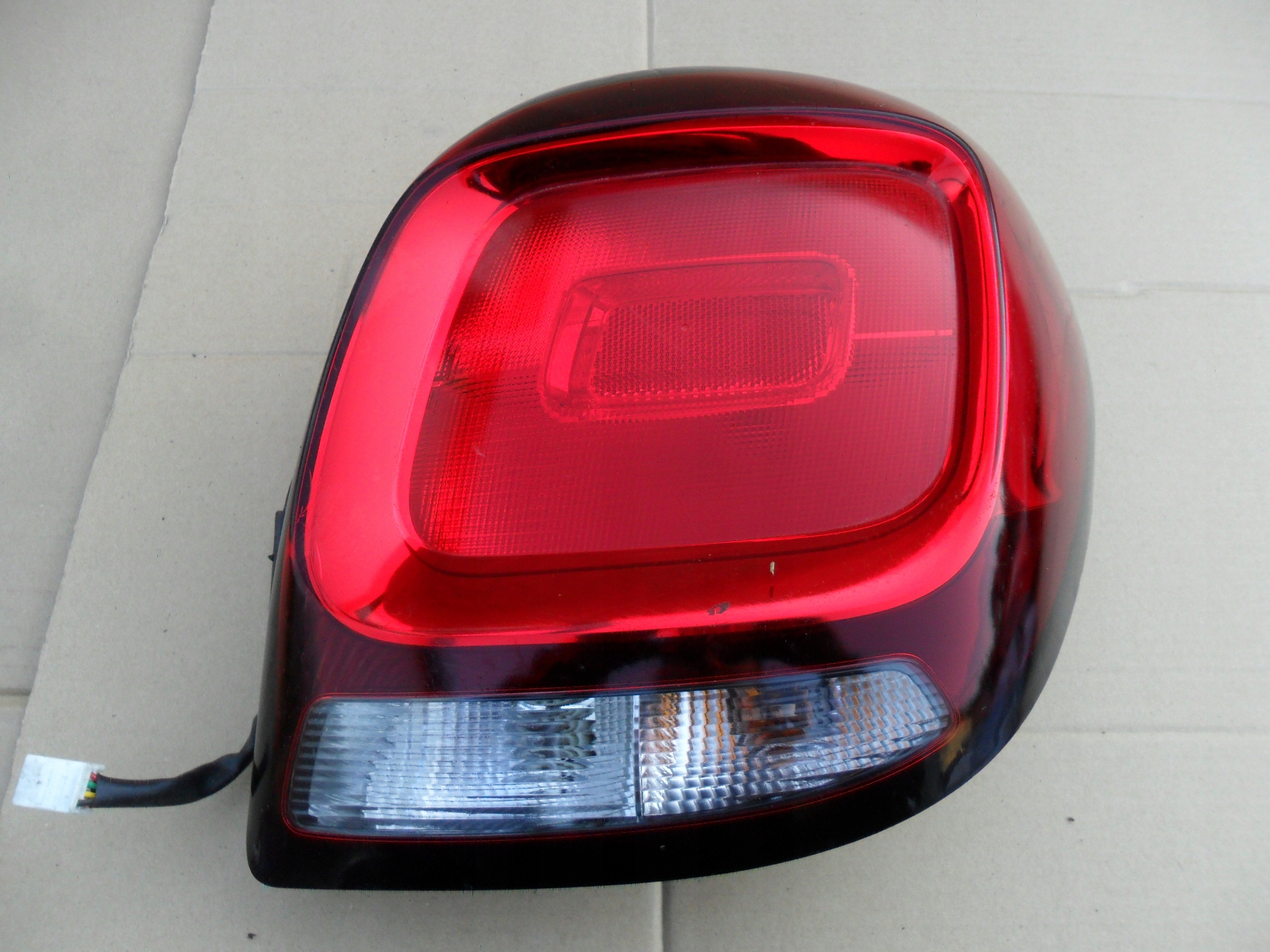 CITROEN C1 2 II 2014- фонарь левый