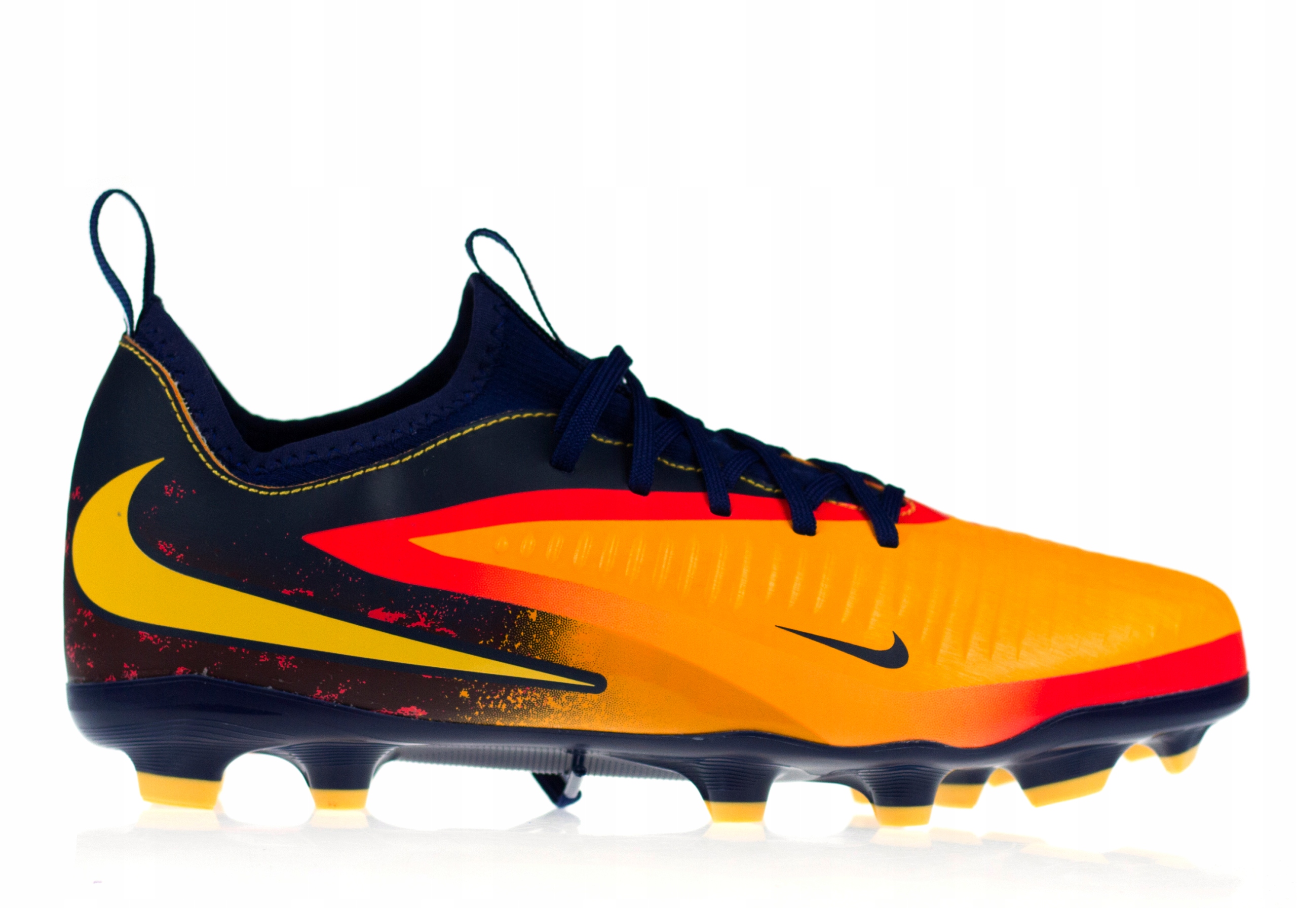 Lanky, zátky Nike Jr Phantom 6 Low Academy Fg/mg Eh Erling Haaland