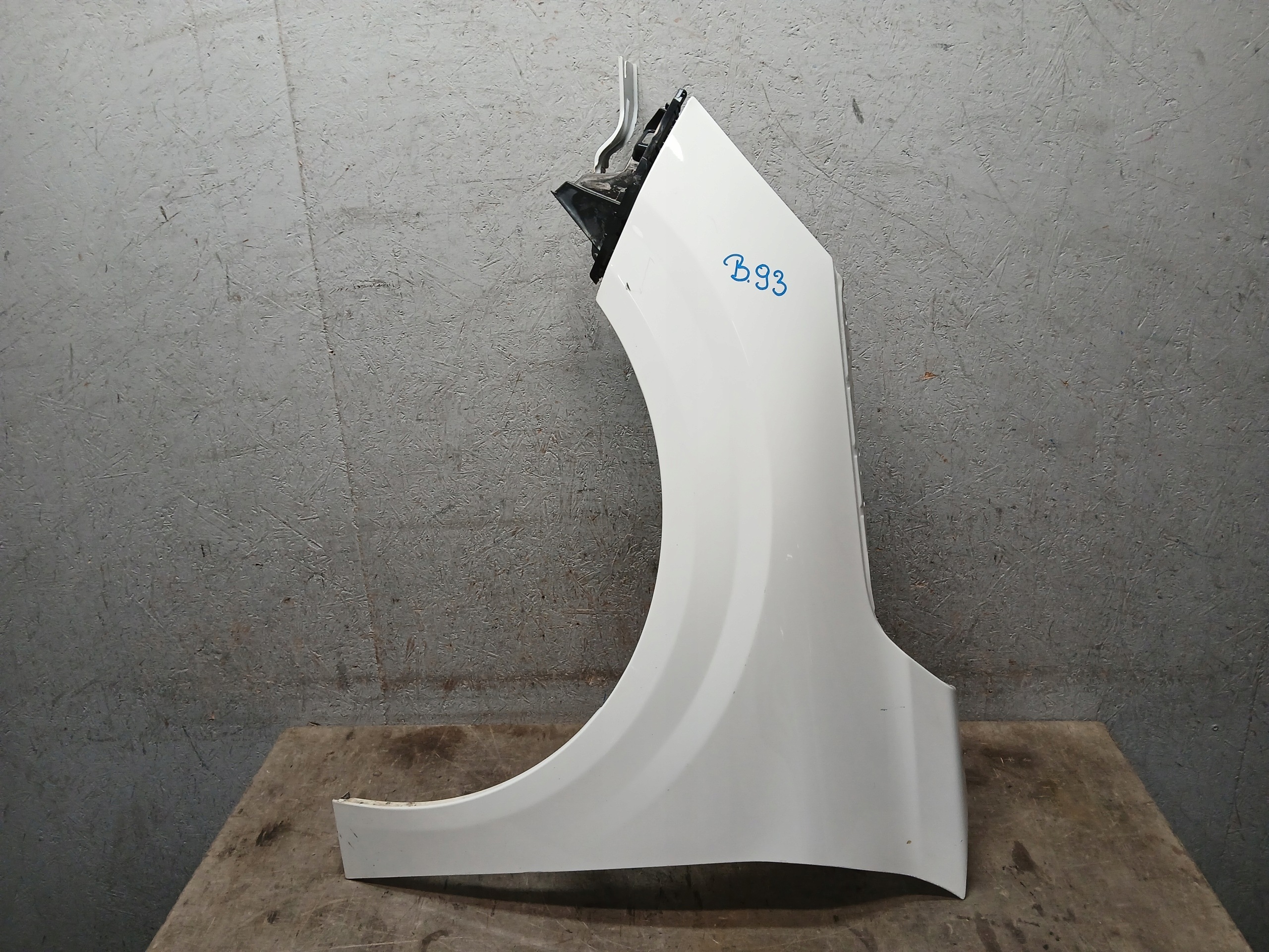 fender front left PEUGEOT 208 II 2 19