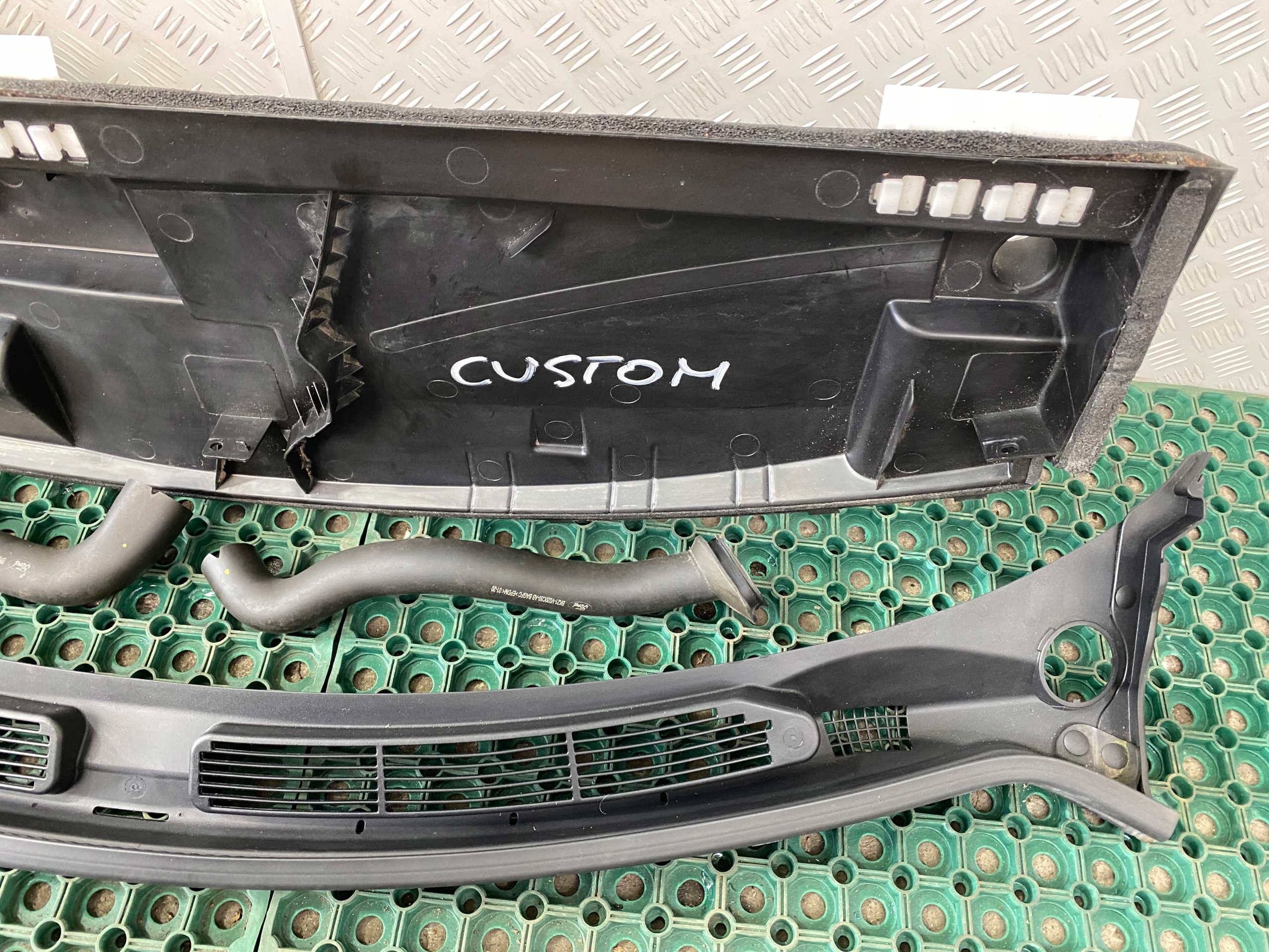 TRANSIT CUSTOM LIFT 19-24 torpedo upper + lower + ODPLYWY KOMPLET EU