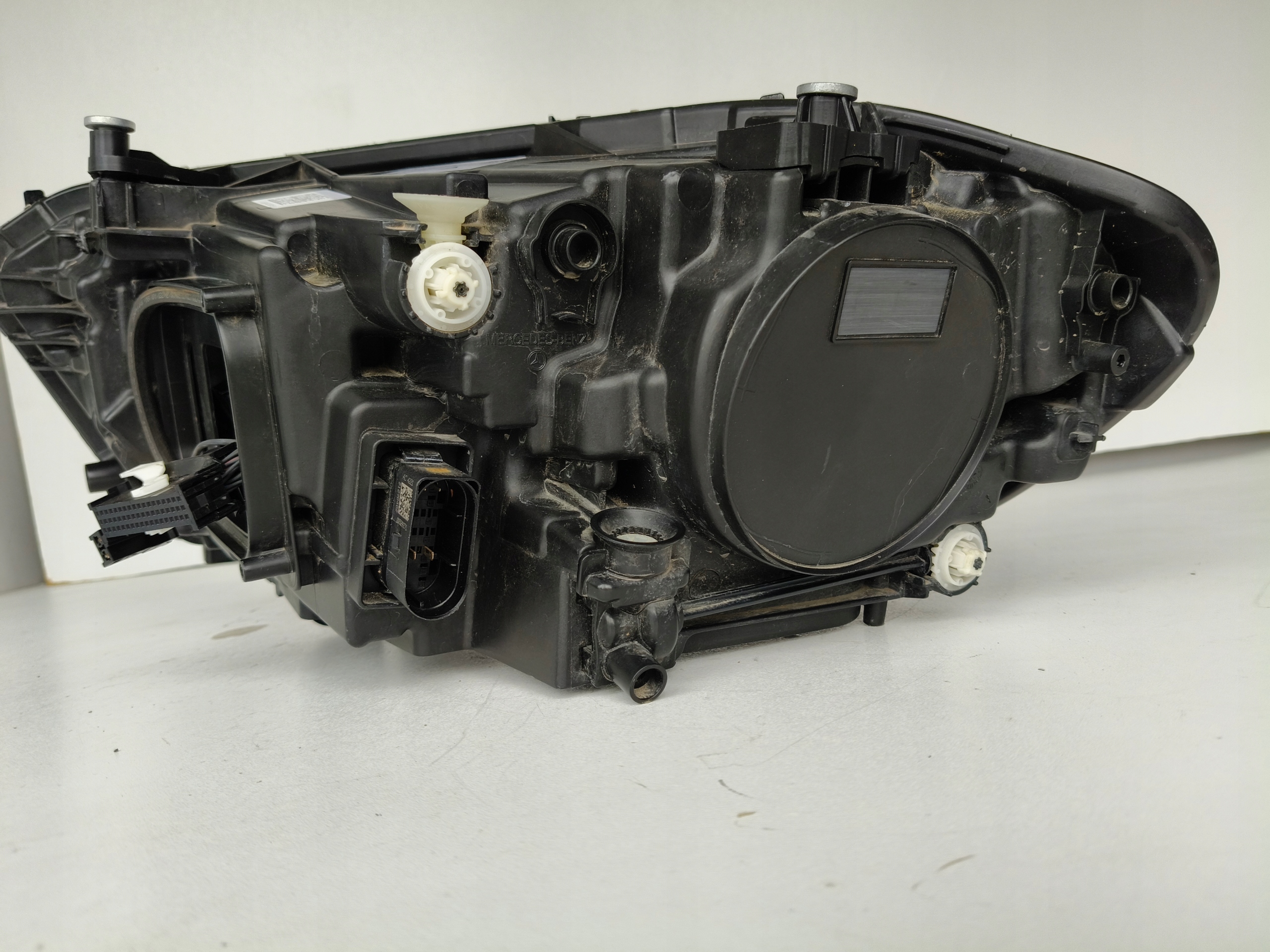 light right REFLEKTOR MERCEDES A-KLASA W177 18- FULL LED