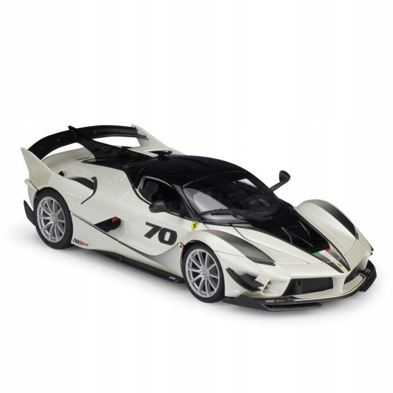 Model Bburago Auto 1:18 Ferrari Fxx-k Evo 18-16012