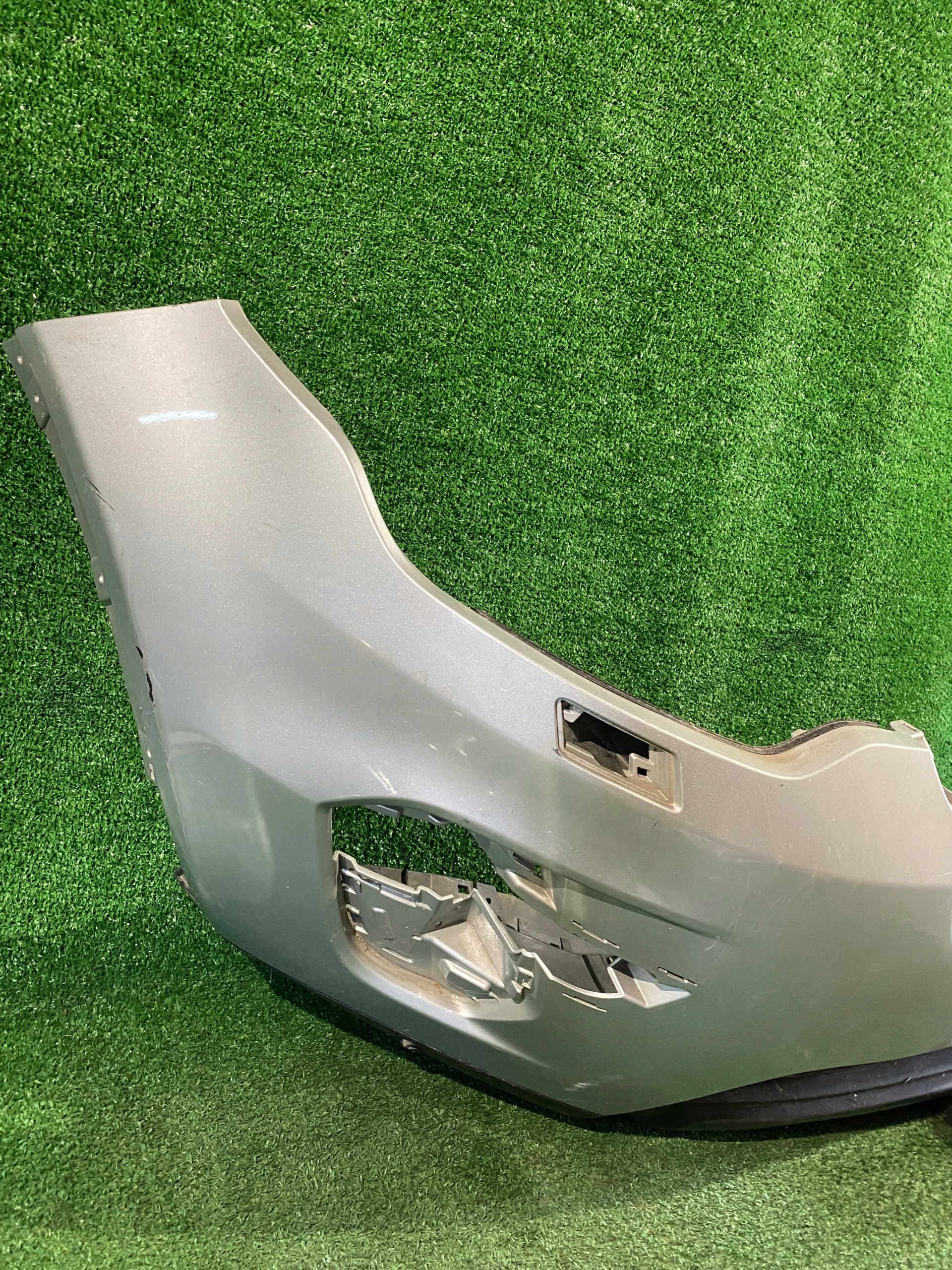 front bumper front LAND ROVER DISCOVERY SPORT 14-18