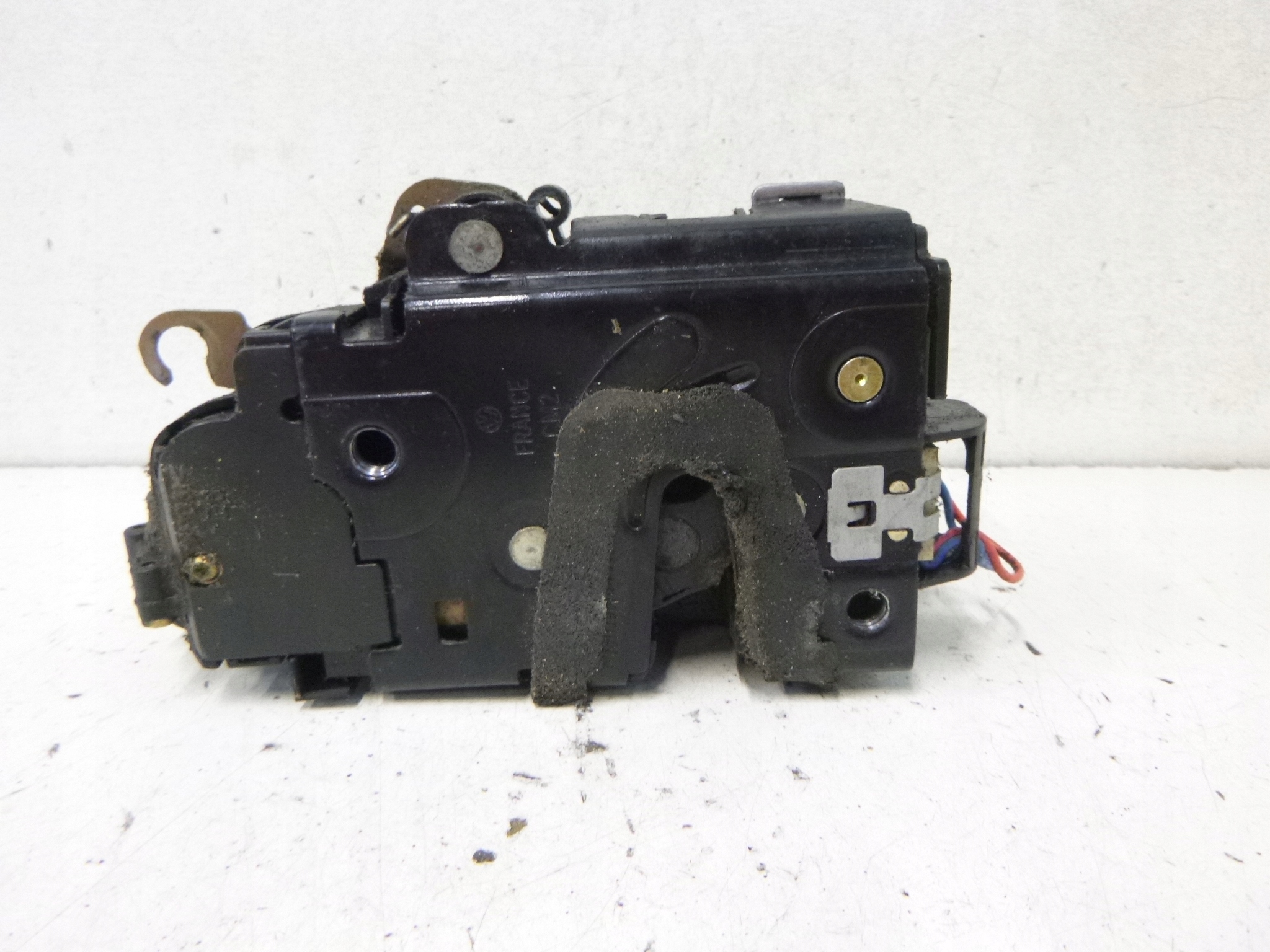 lock door front right Volkswagen Polo 9N1 3D 03r.