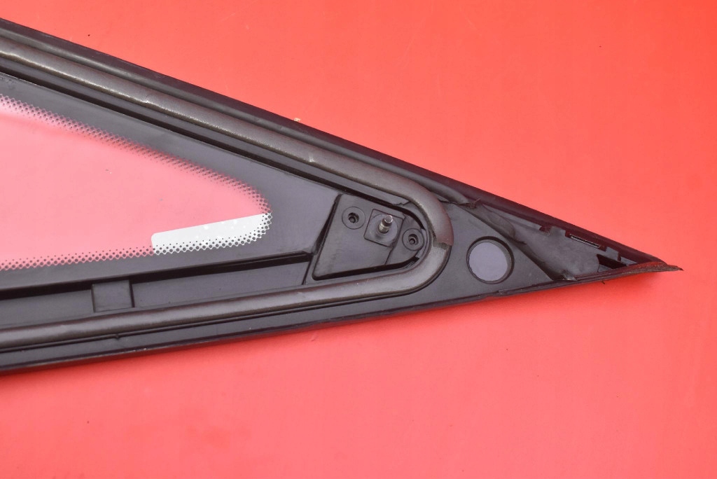 window bodywork right front BMW F46 GRAN TOURER 18-21