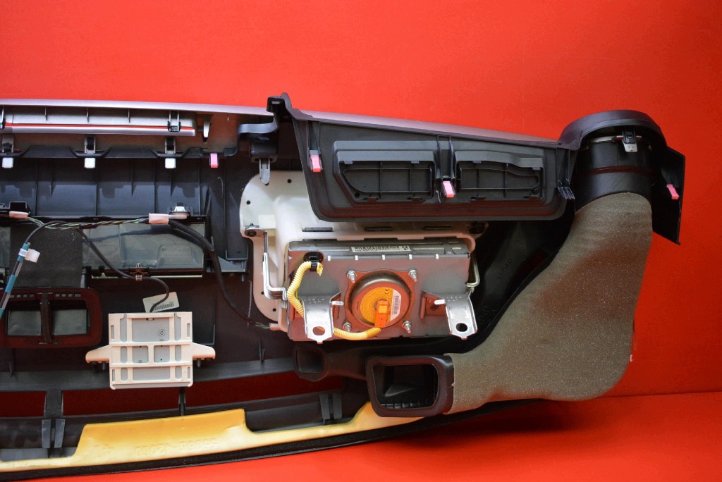 dashboard instrument panel console cockpit airbag EU TOYOTA RAV4 4 IV LIFT 15-20