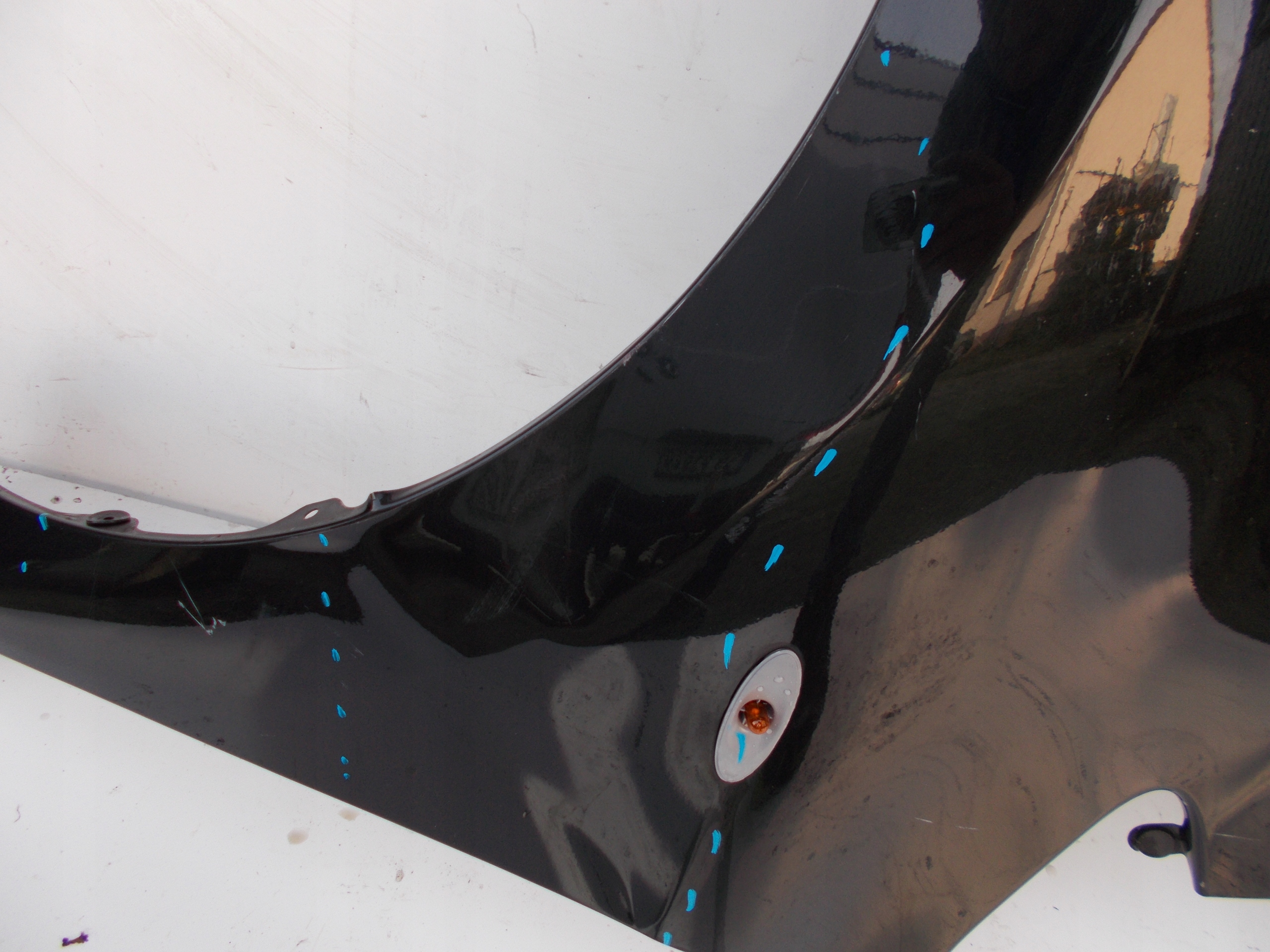 fender front front left TOYOTA AURIS and 07