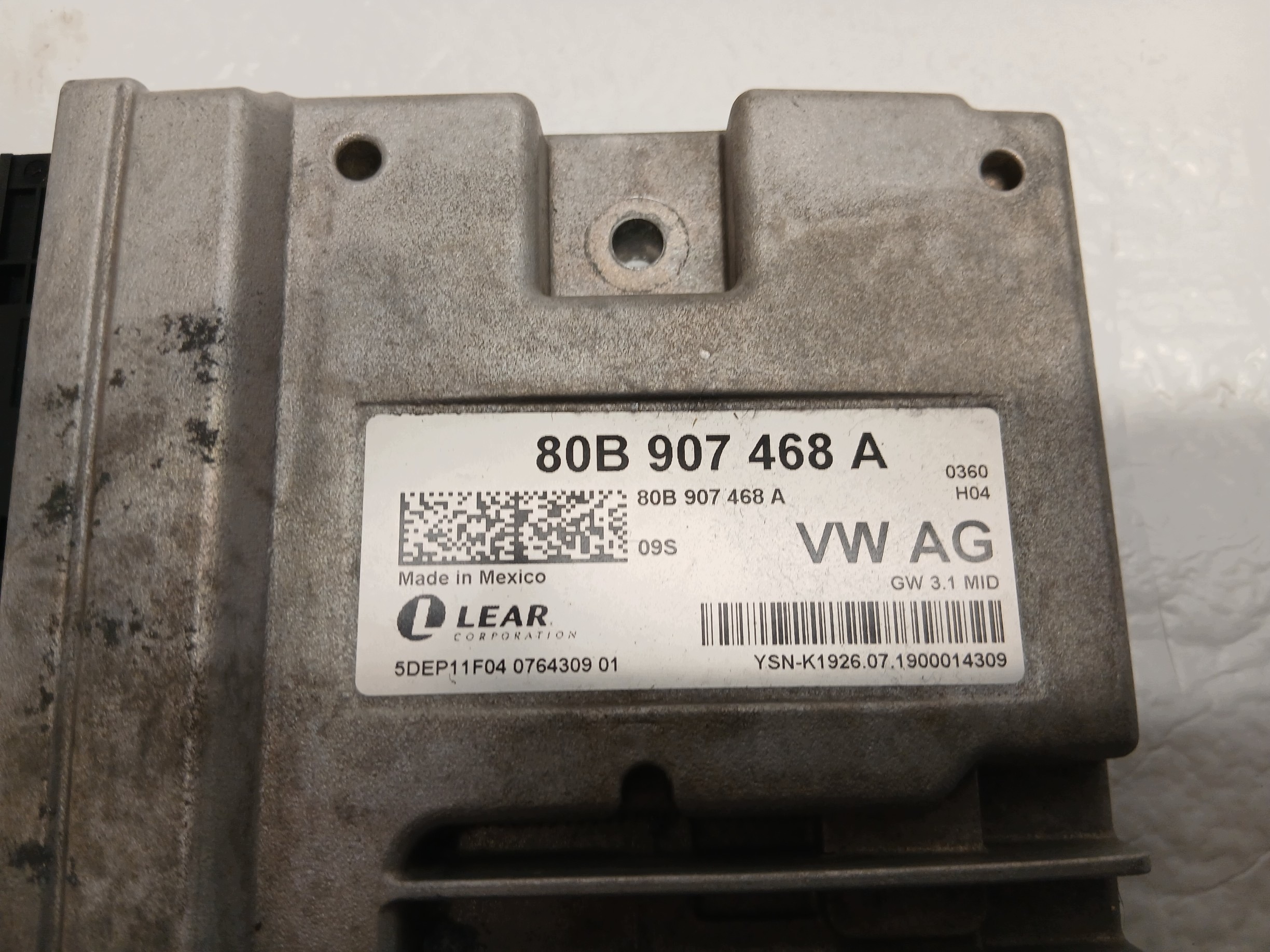 AUDI A4 B9 LIFT module control unit GATEWAY 80B907468A 8W0907468