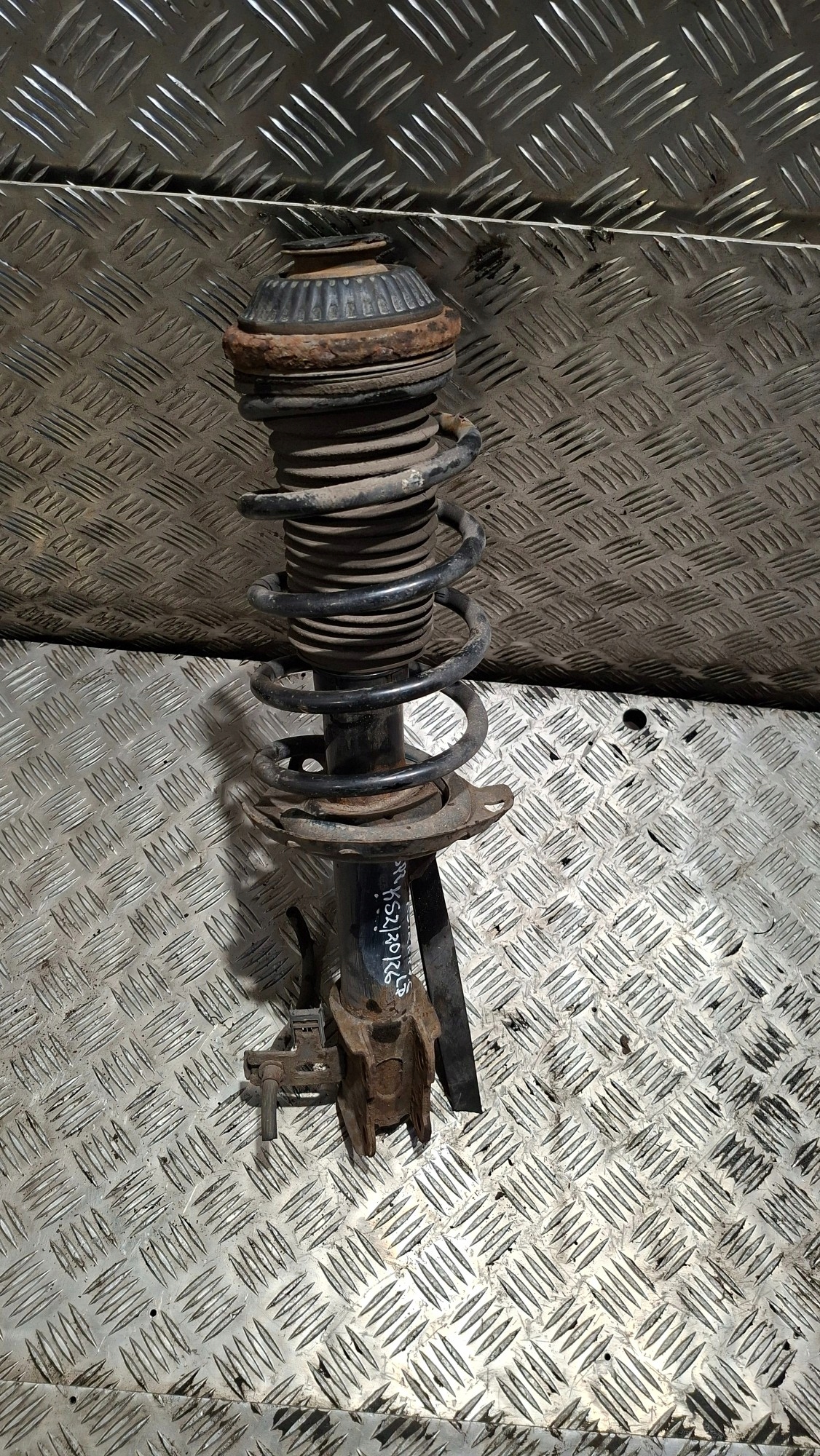 shock absorber spring left front OPEL ASTRA H GTC 1.6