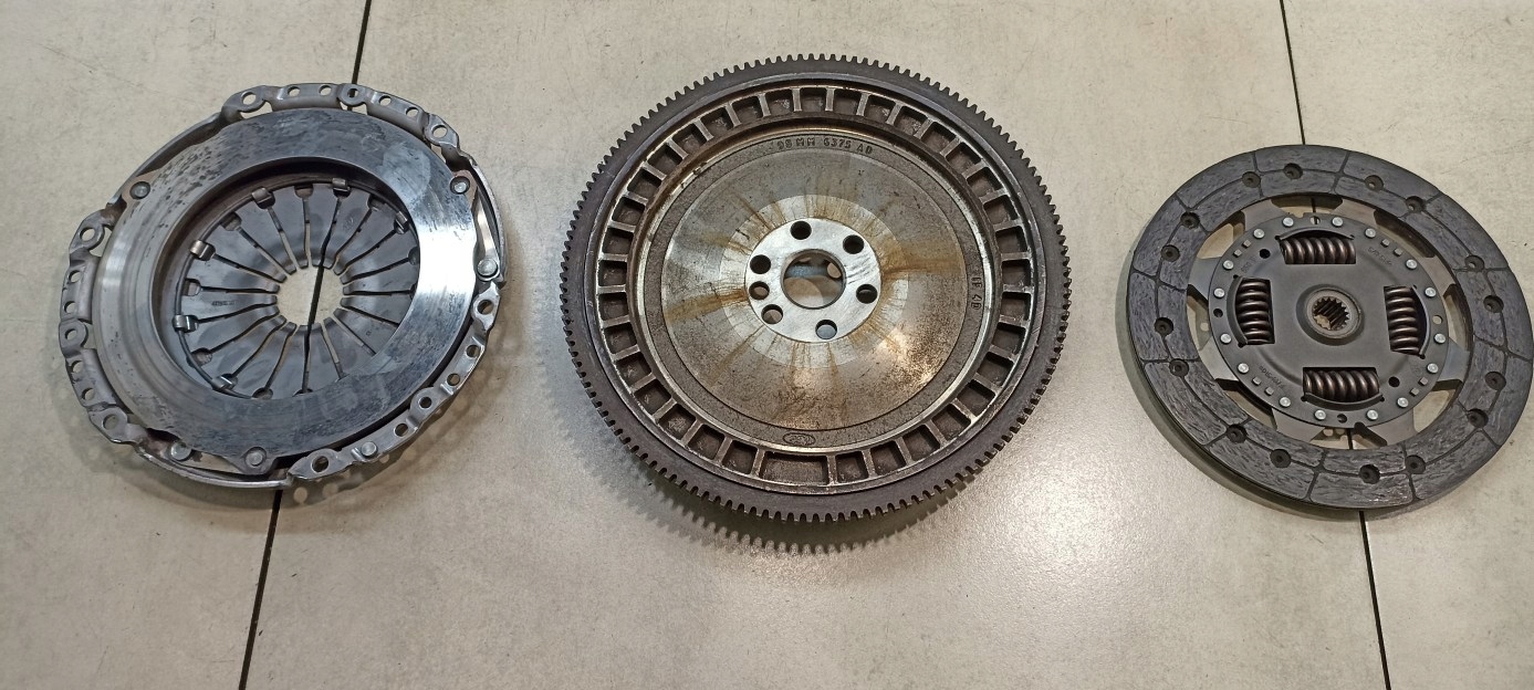 frizione KOMPLET FORD FOCUS e 1.4 FXDB 411916307