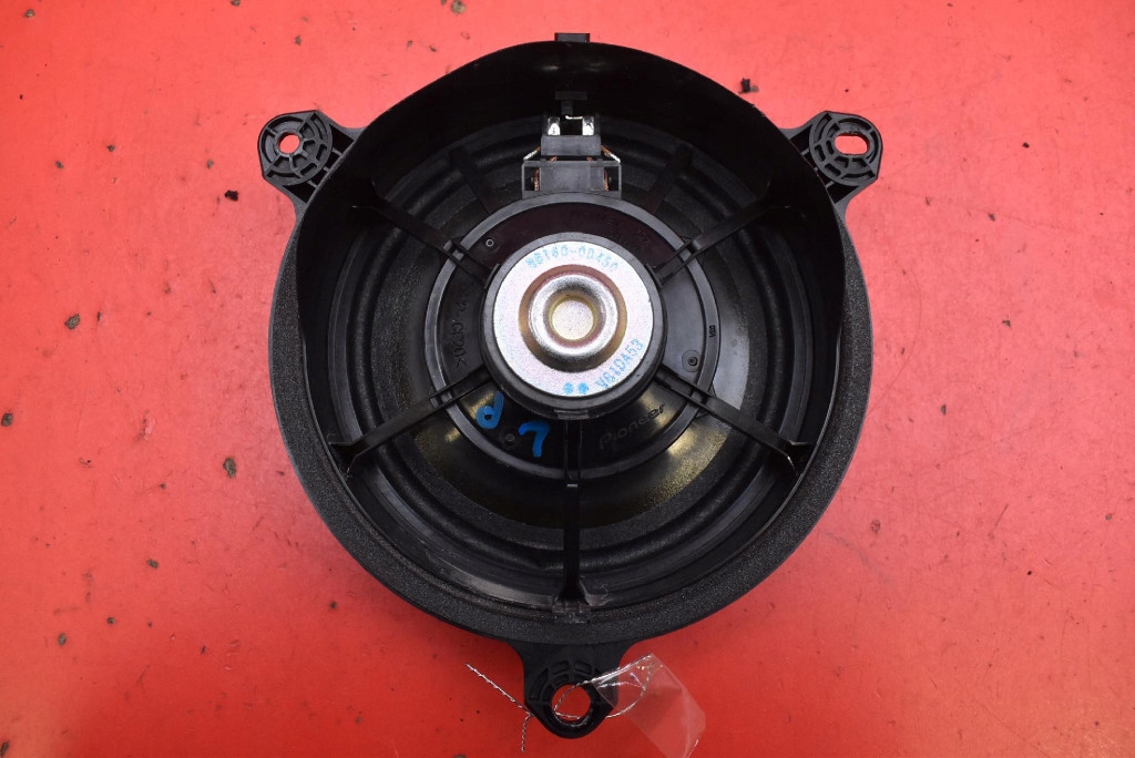 speaker left front 86160-0D450 TOYOTA YARIS CROSS 20-25