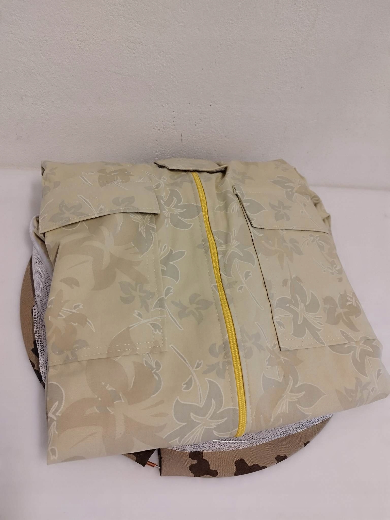 

Bluza pszczelarska rozpinana z kapeluszem XXL