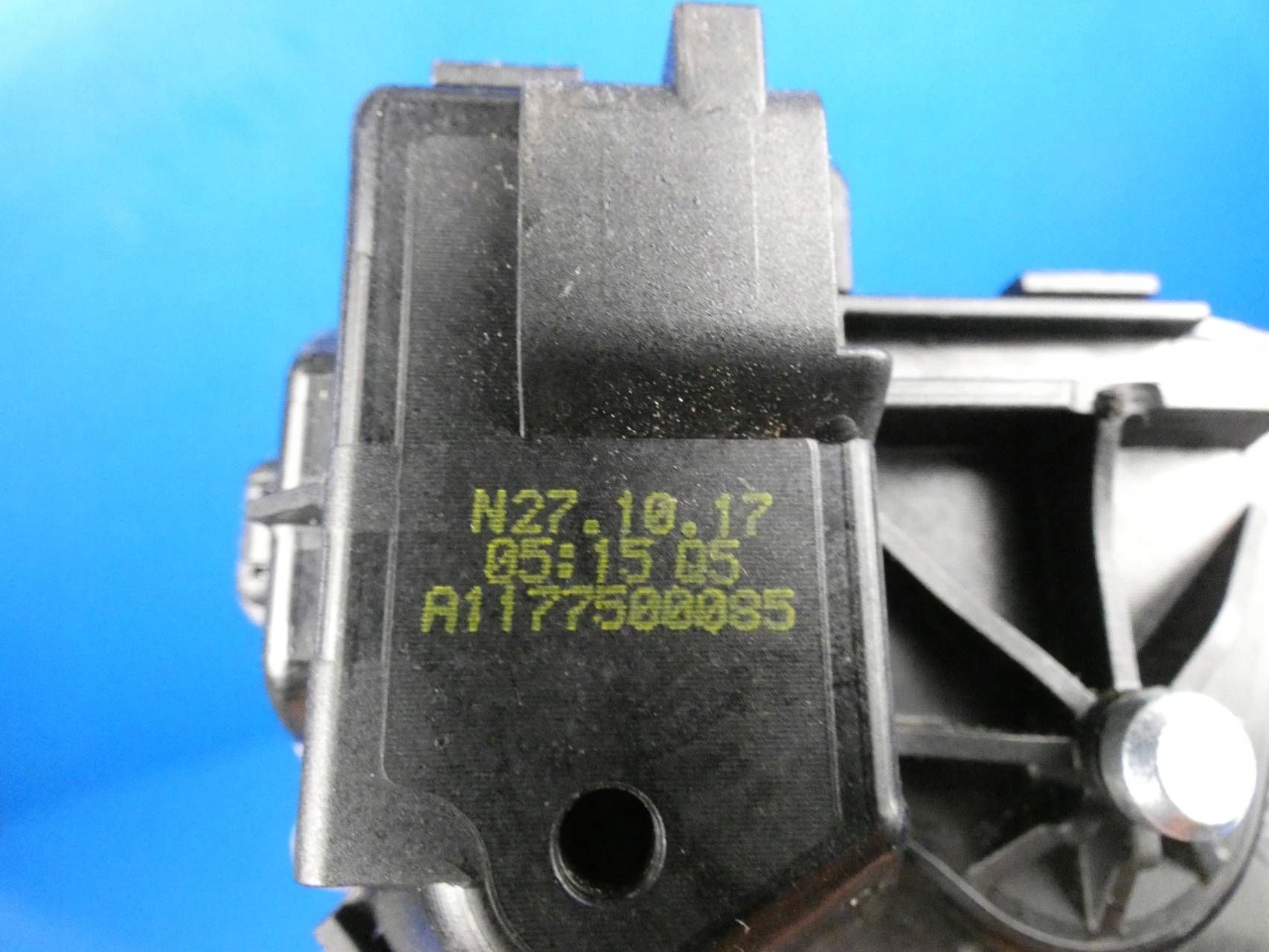 MERCEDES E KLASA W213 W117 sedan lock bonnet boot