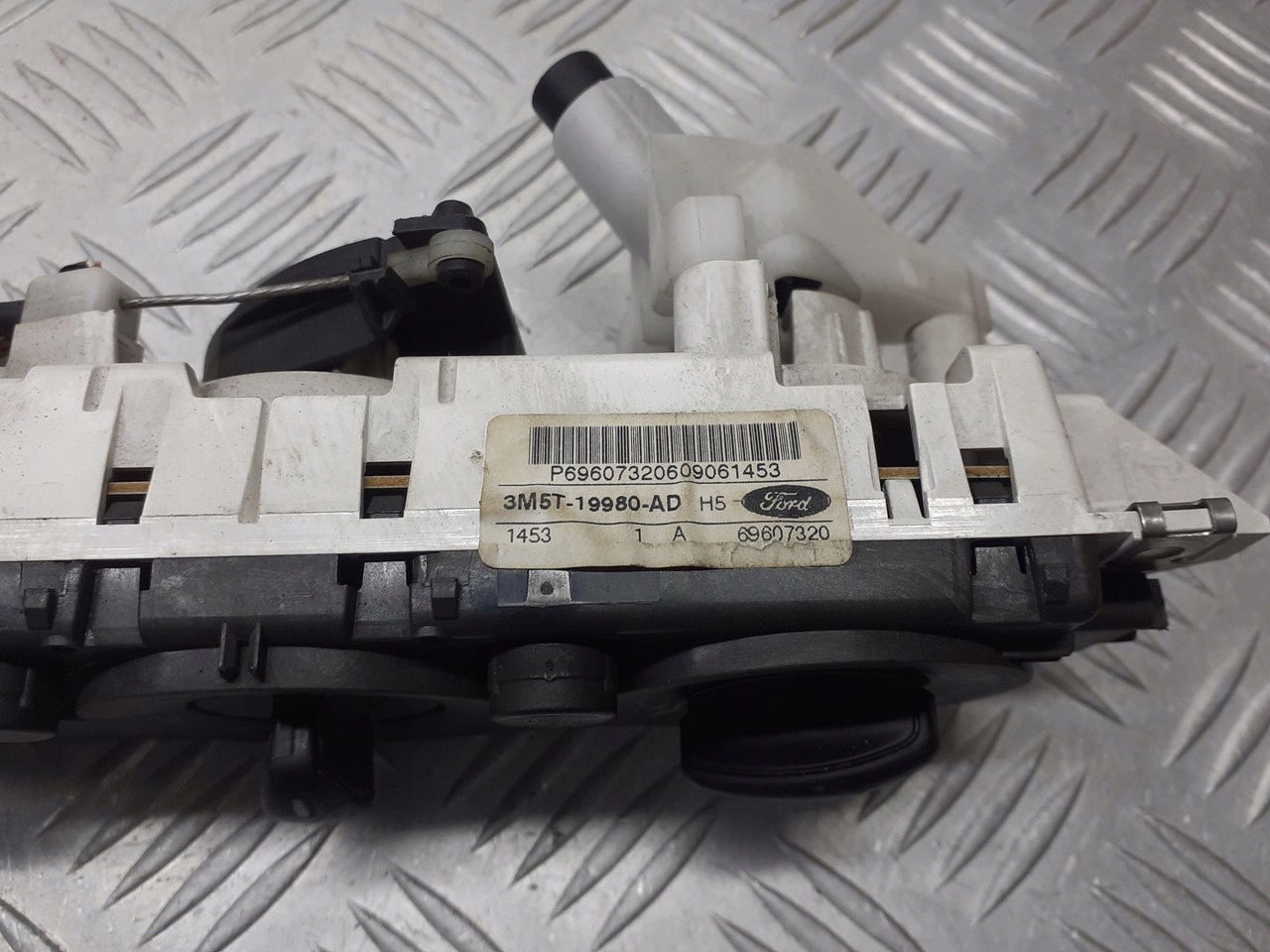 PANEL BOCCHETTE FORD FOCUS MK II 3M5T-19980-AD