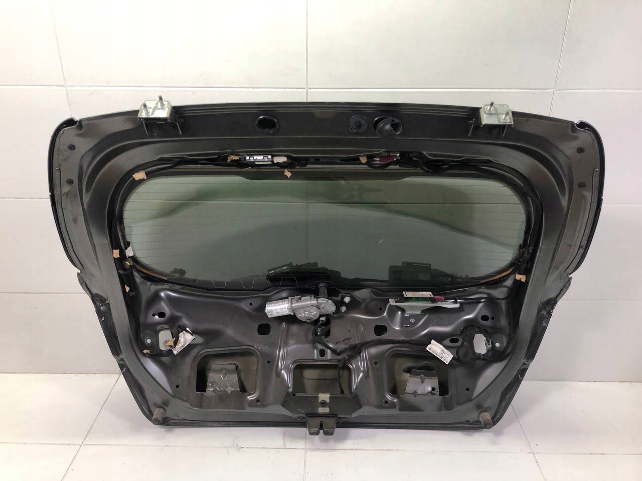 trunk door boot Ford Fiesta MK8 2017 -2023