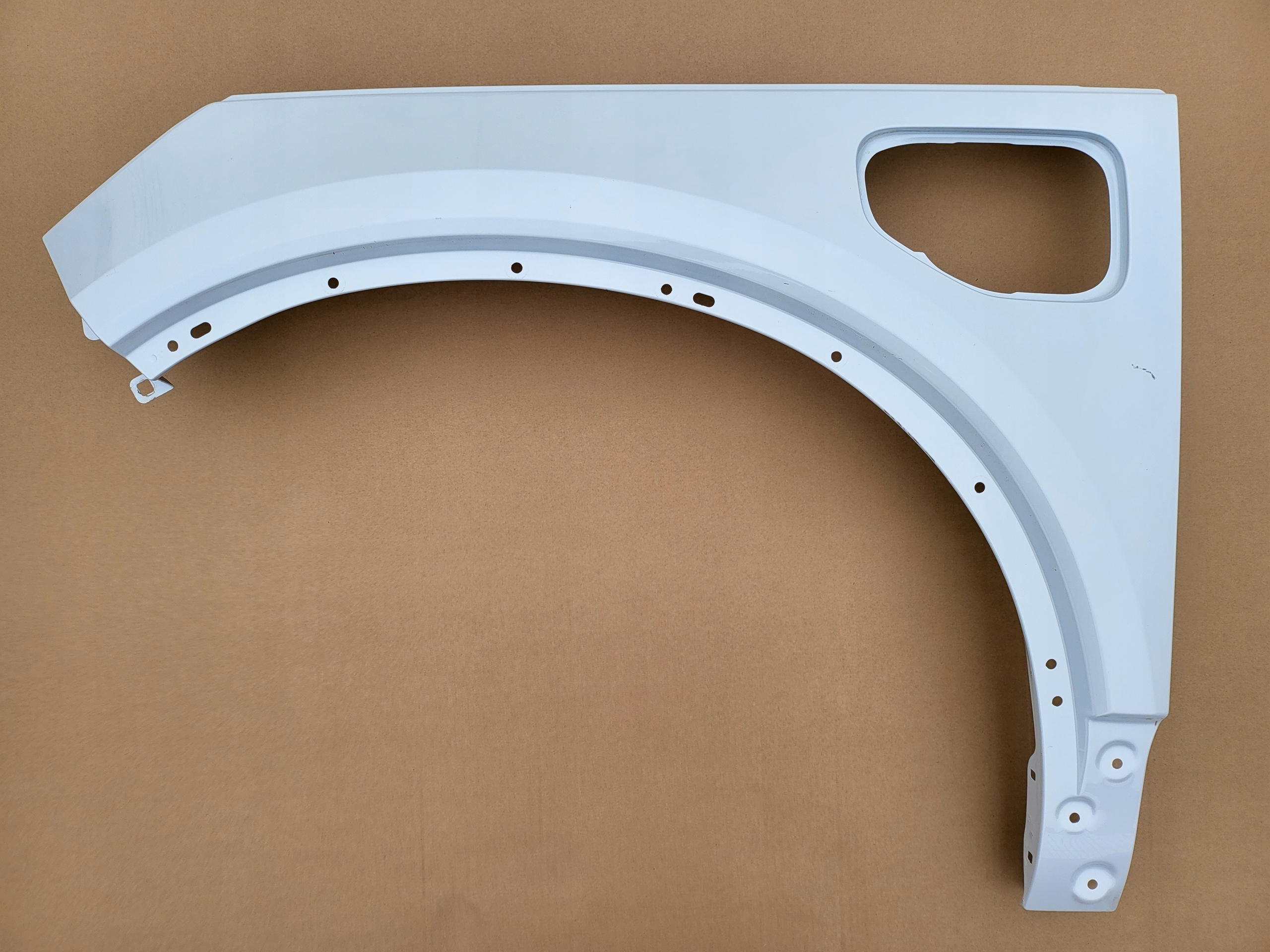 sinistra parafango VOLVO XC40 spoiler-IN HYBRID colore 707