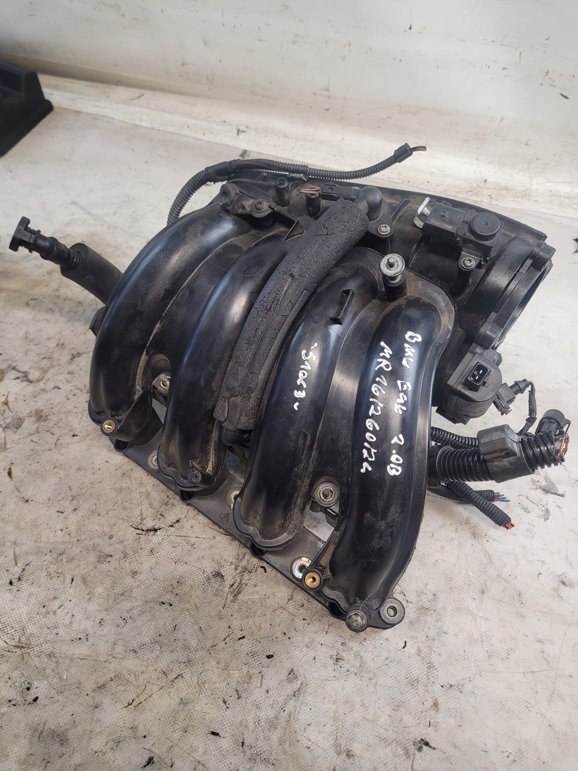 intake manifold BMW E46 N46B20 2.0i