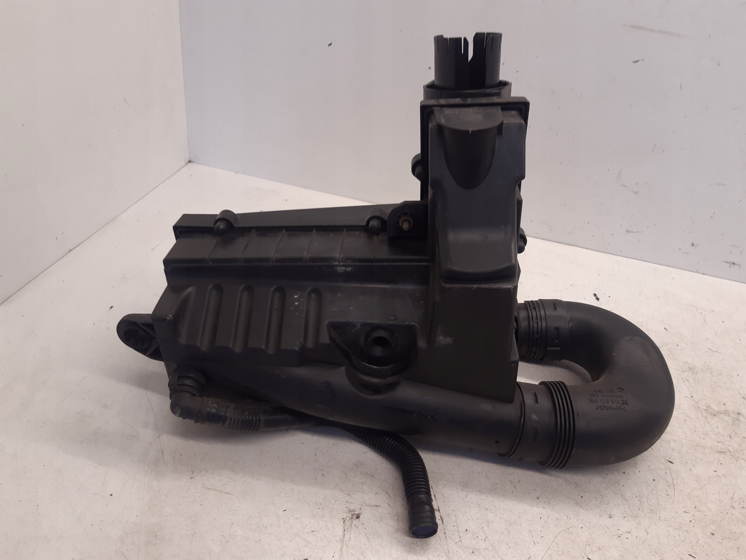 Gehäuse filter luft 3C0129601CA Audi A3 8P