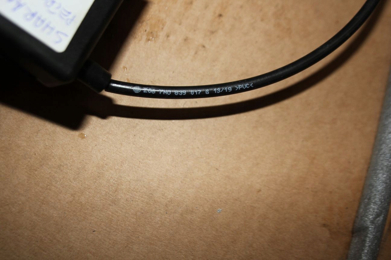 WSPORNIK CIĘGNA ZAMKA DRZWI LT VW SHARAN II 7N0 Producent części Volkswagen OE