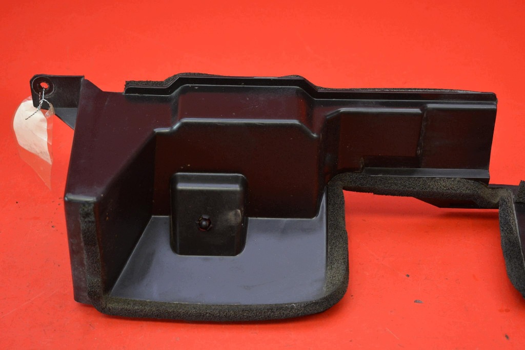 intake drain DEFLEKTOR air right 302002621AA JAECOO J7 23